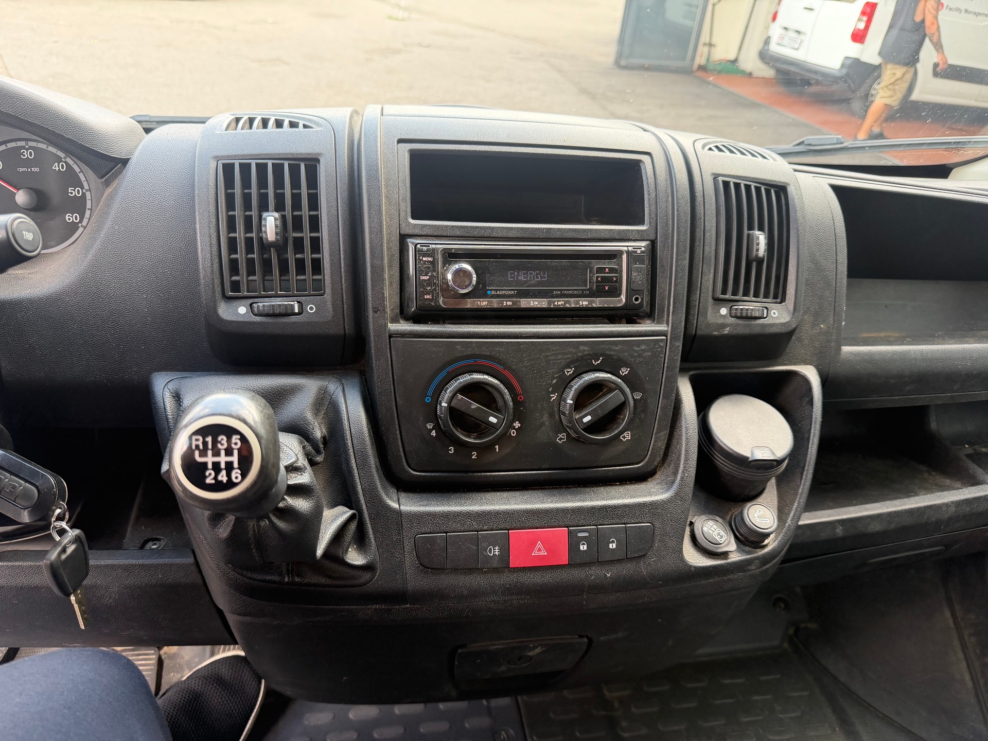 FIAT Ducato 17 2.3 MJ-image-12