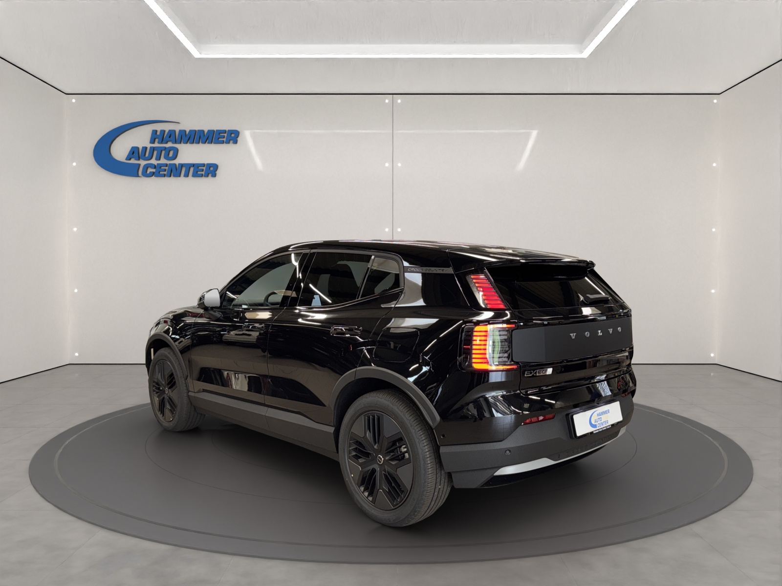 VOLVO EX30 CC P8 Ultra AWD-image-2