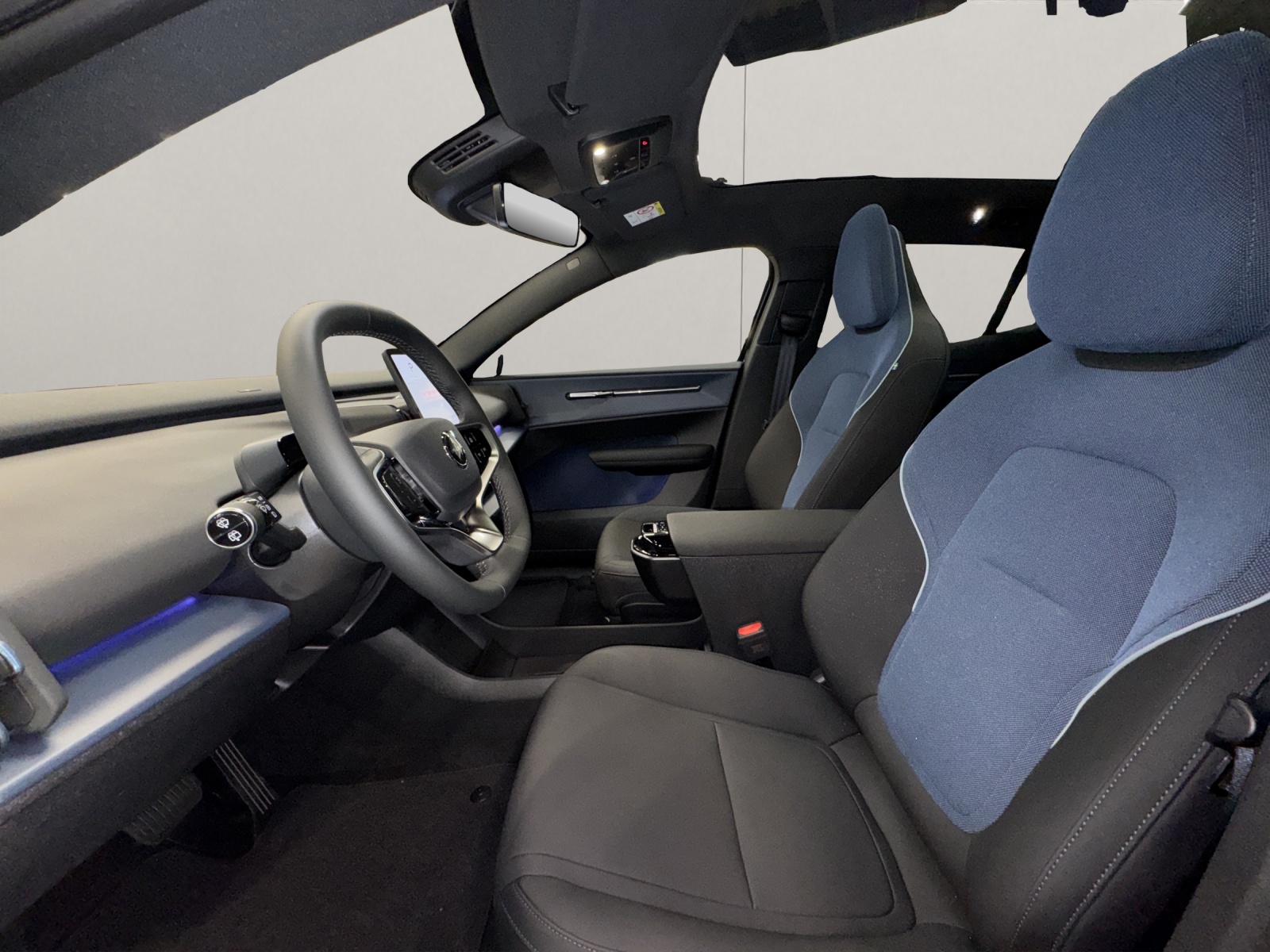 VOLVO EX30 CC P8 Ultra AWD-image-9