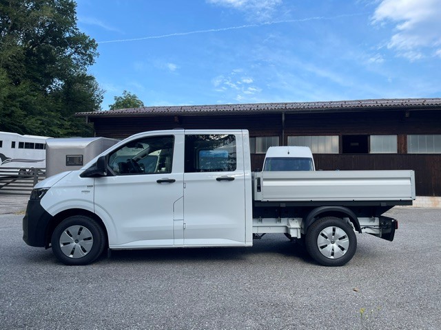 VW Transporter 2.0 TDI Entry-image-0