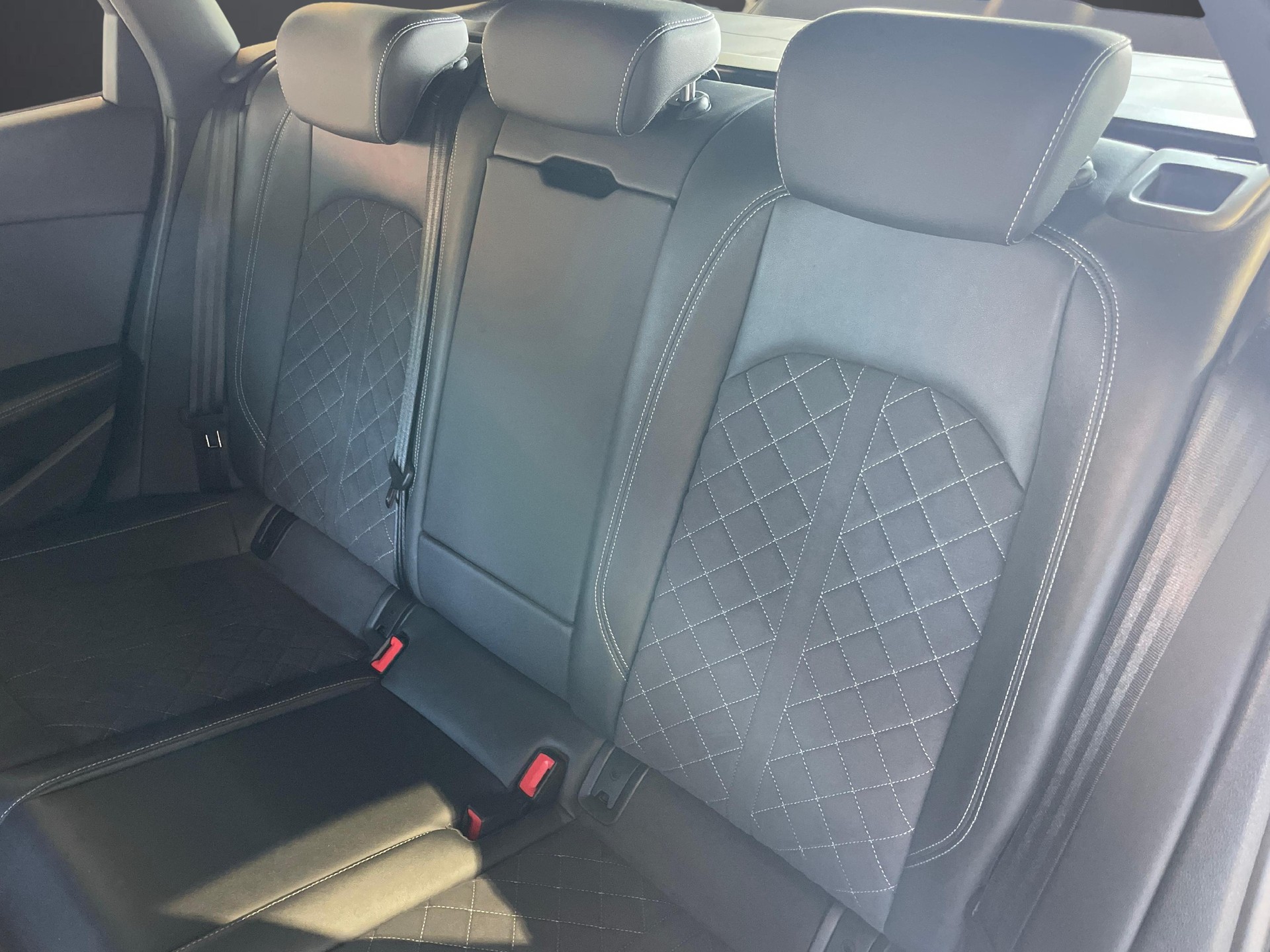 AUDI RS4 Avant 2.9 V6 TFSI quattro T-Tronic-image-7