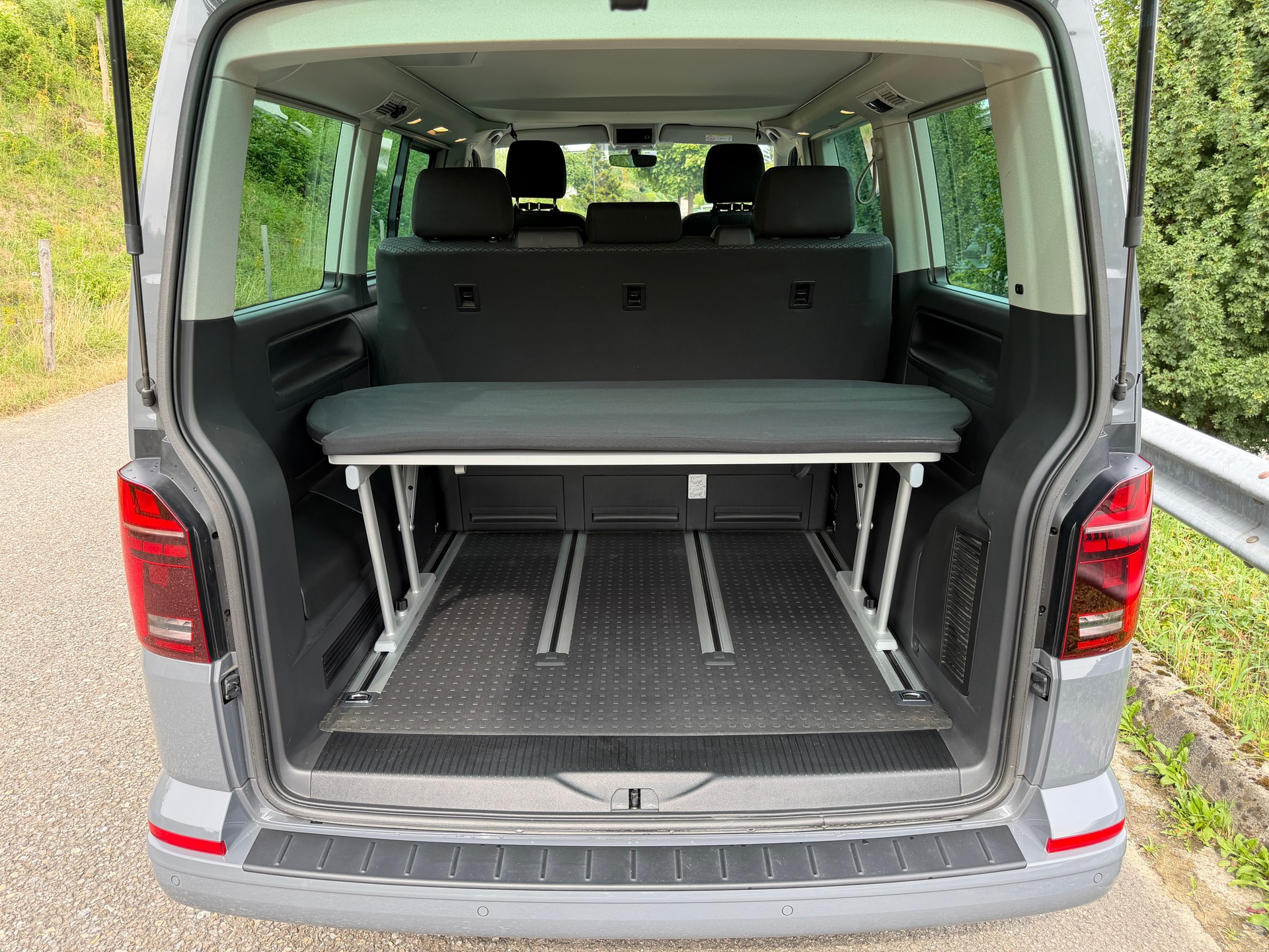 VW 2.0 TDI 150 California Beach Last Edition DSG-image-5