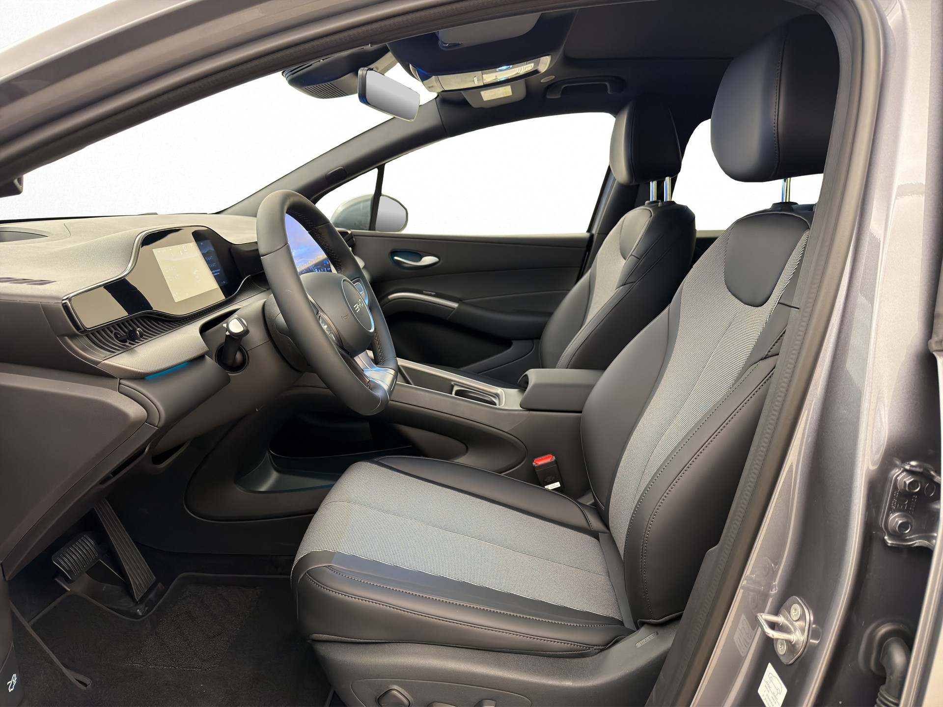 BYD Dolphin G DM-i Comfort-image-7