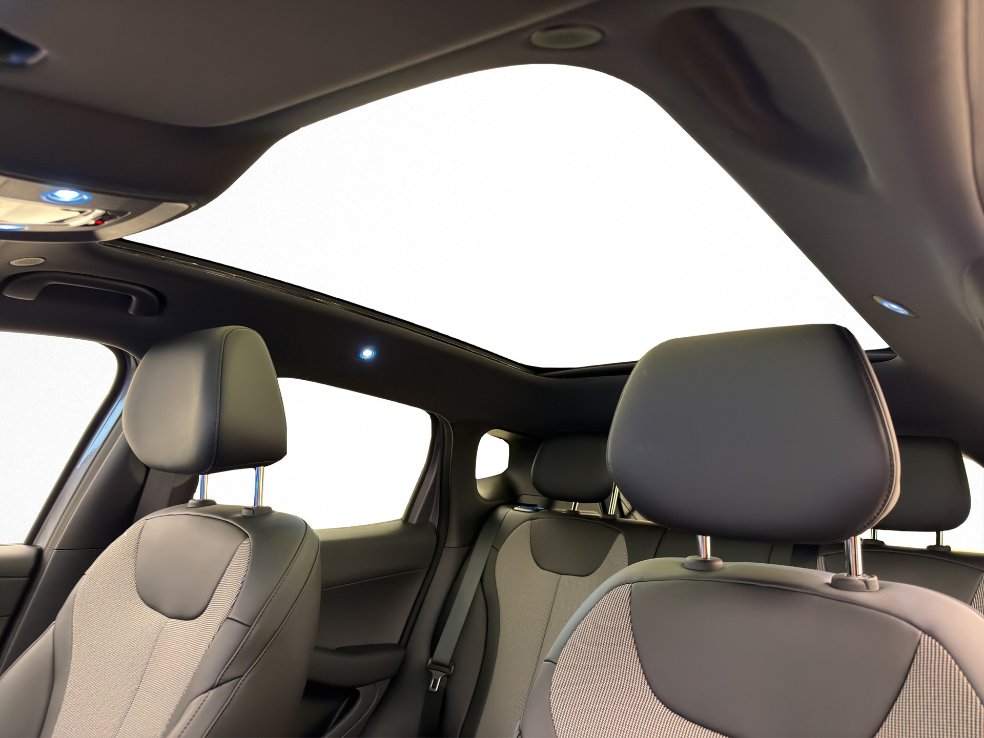 BYD Dolphin G DM-i Comfort-image-15