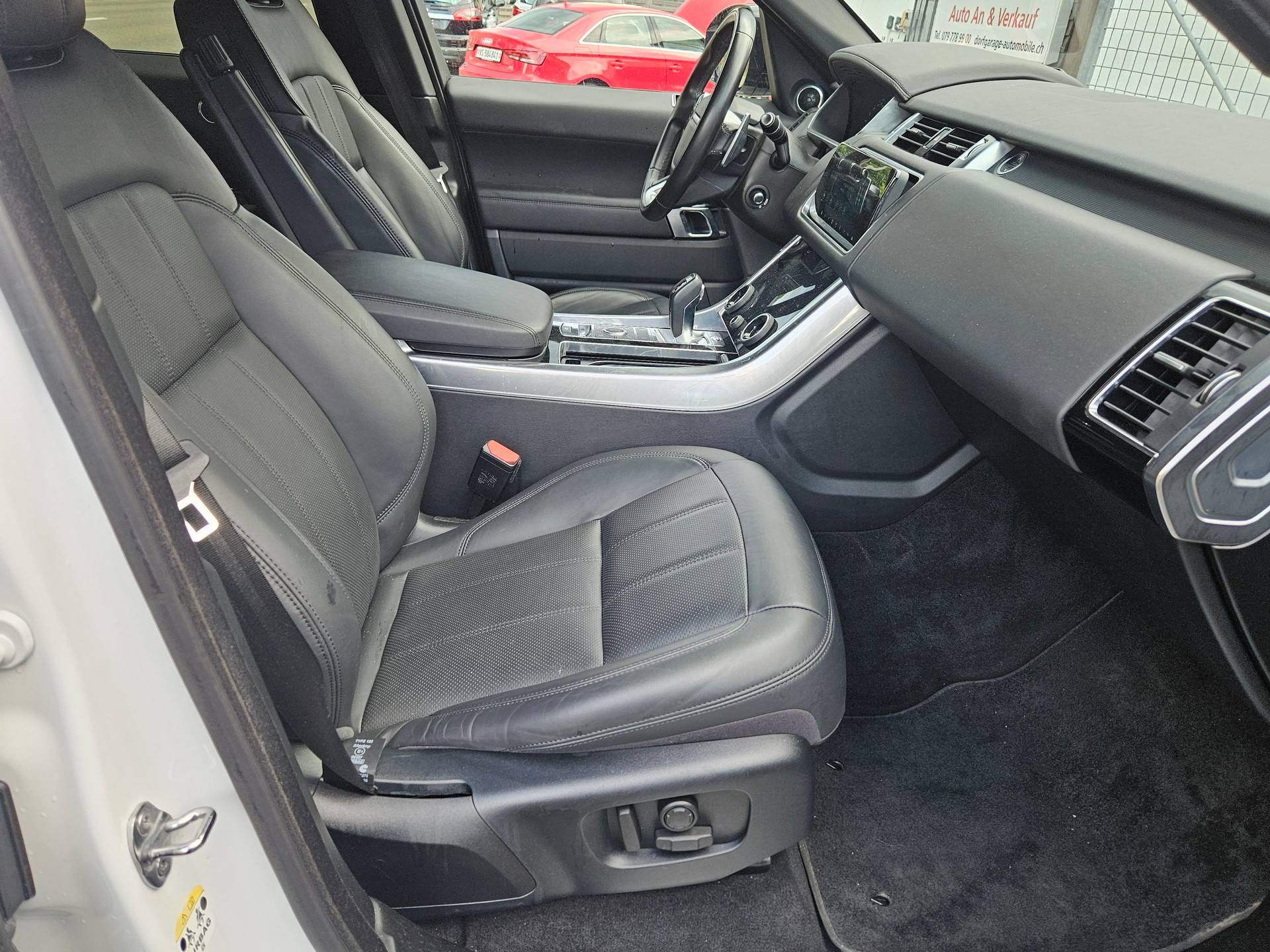 LAND ROVER Range Rover Sport P400e 2.0 I4 PHEV HSE Dynamic Aut.-image-11