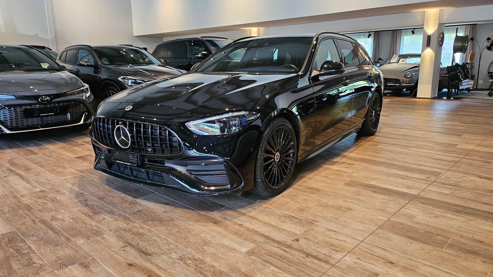 MERCEDES-BENZ C 220 d T 4Matic AMG Line Black Paket Top Ausstattung