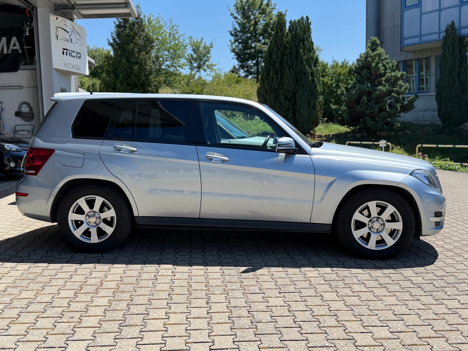 MERCEDES-BENZ GLK 350 V6 CDI 4matic-showroom-element-3