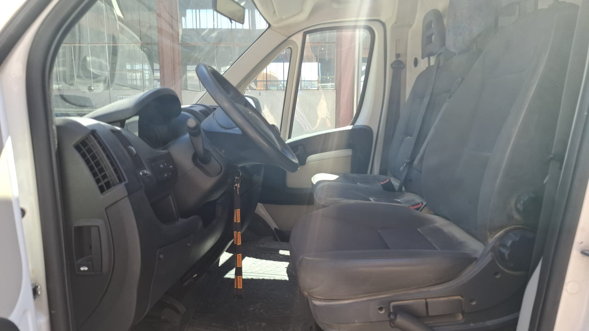 CITROEN Jumper 2.2 HDi 33 L2H2-image-8