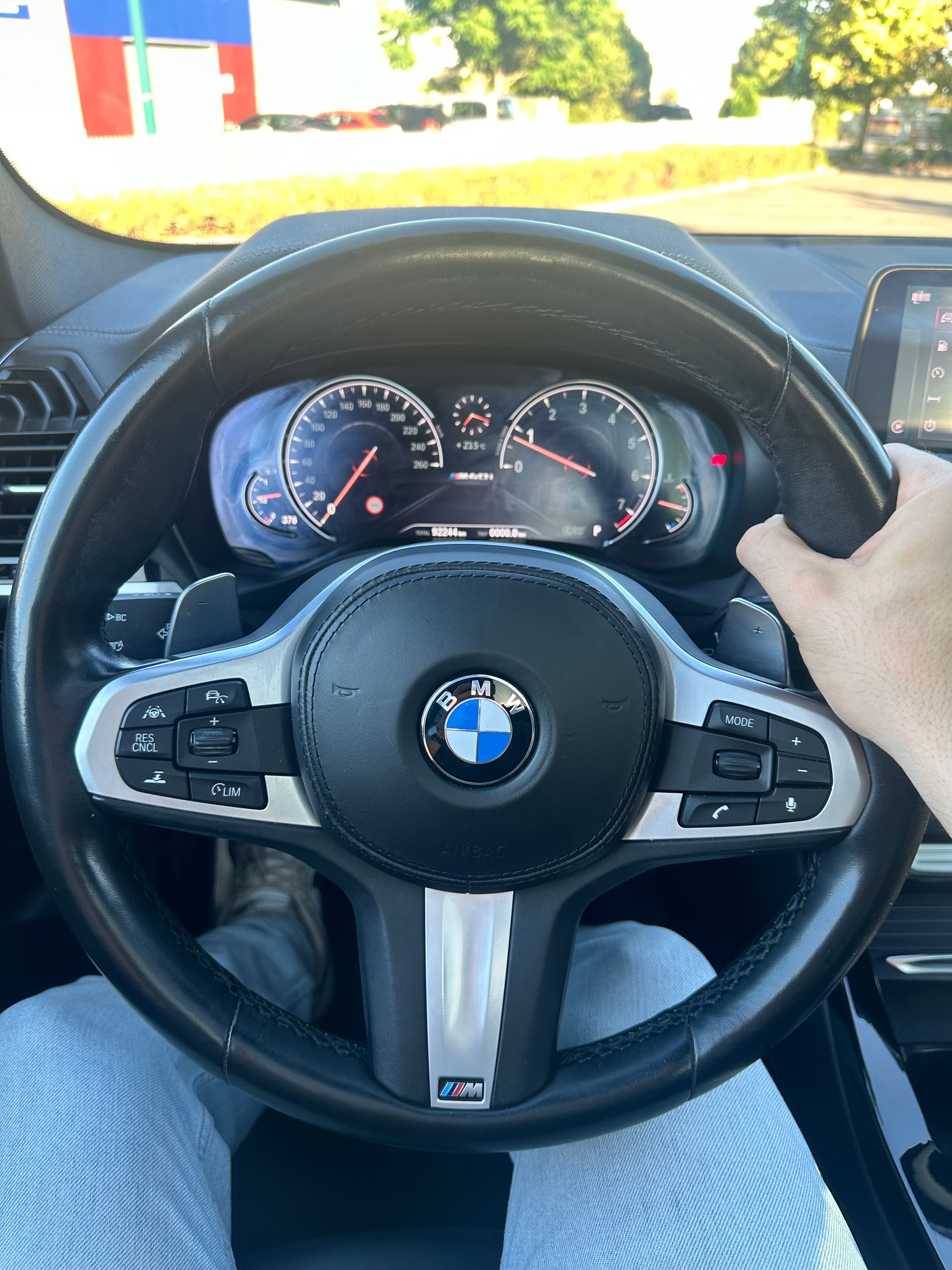 BMW M40i-image-7