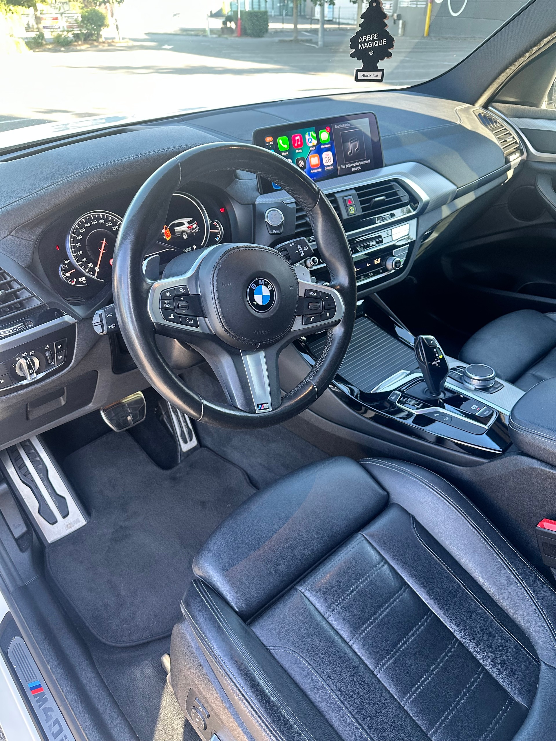BMW M40i-image-8