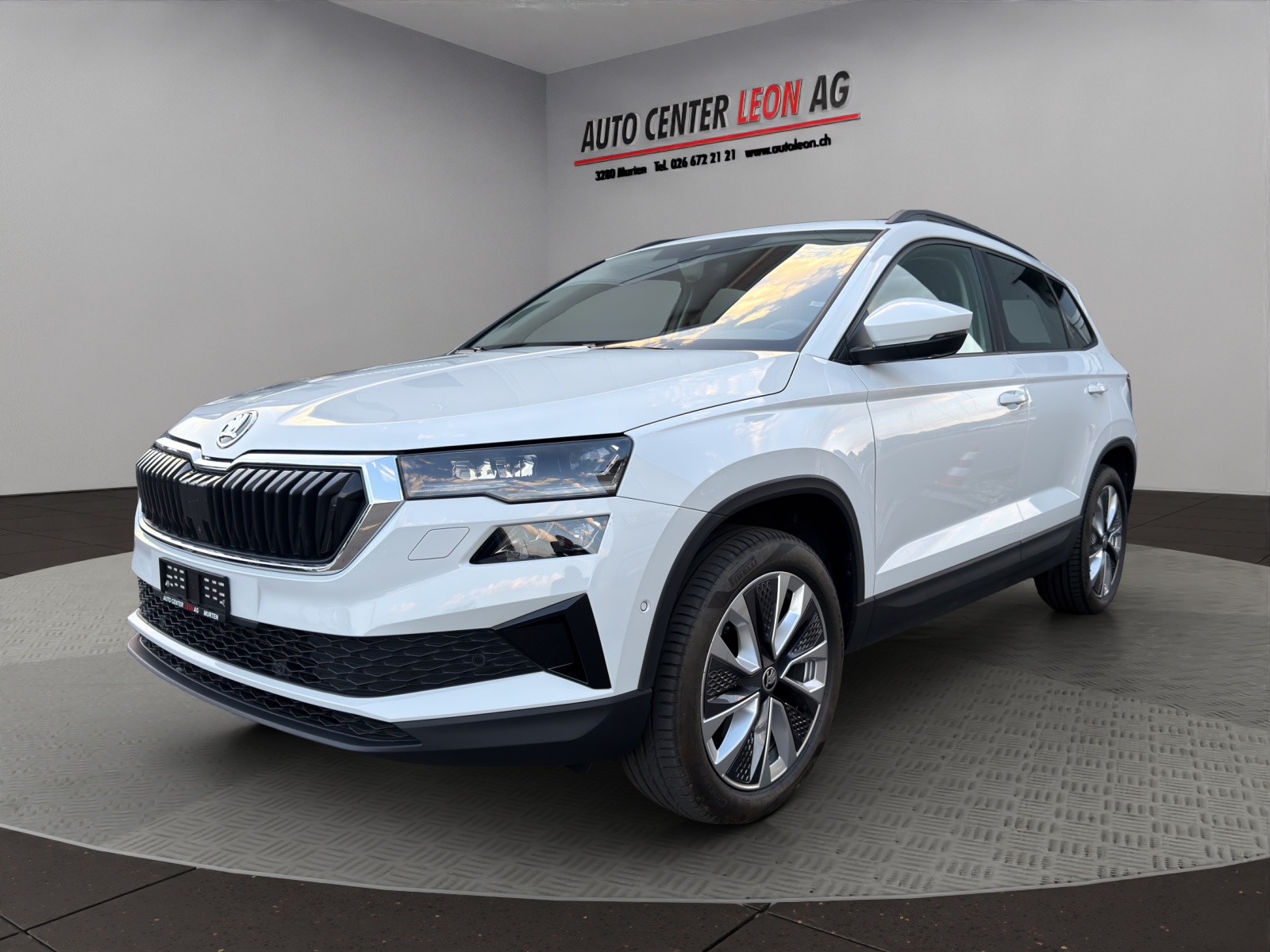 SKODA Karoq 2.0 TDI CR Style 4x4 DSG-image-1