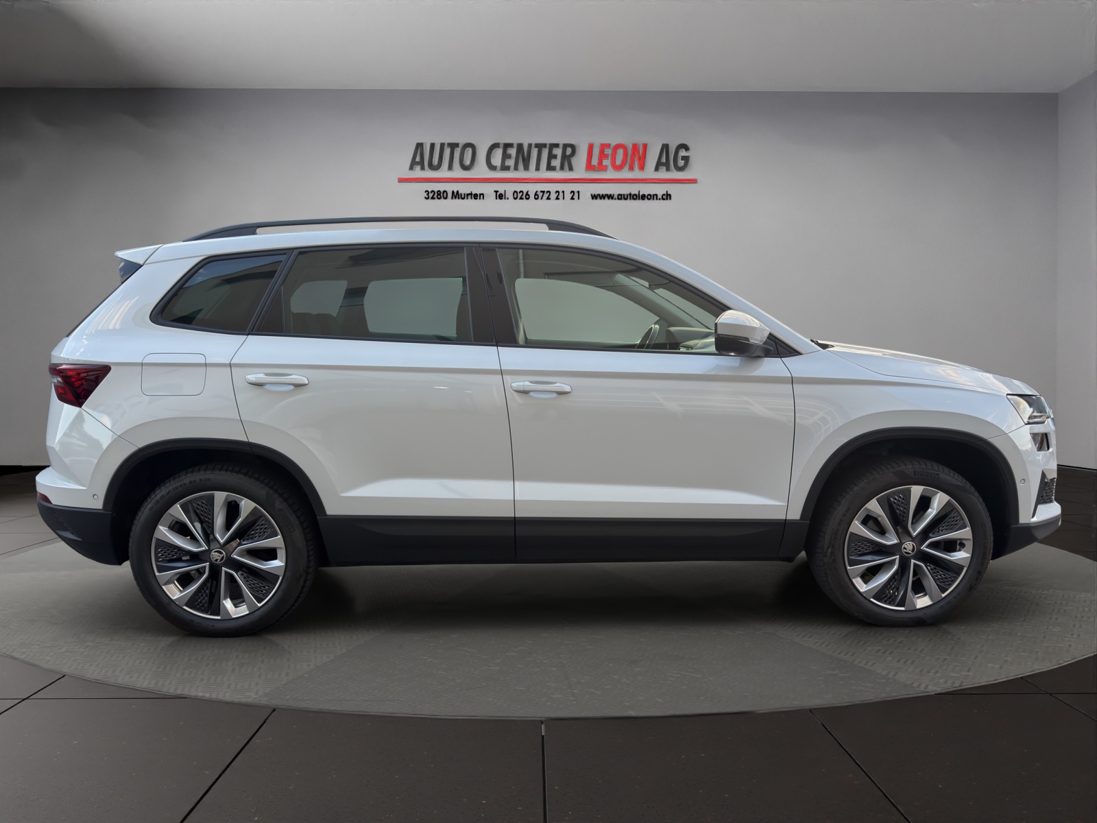 SKODA Karoq 2.0 TDI CR Style 4x4 DSG-image-6