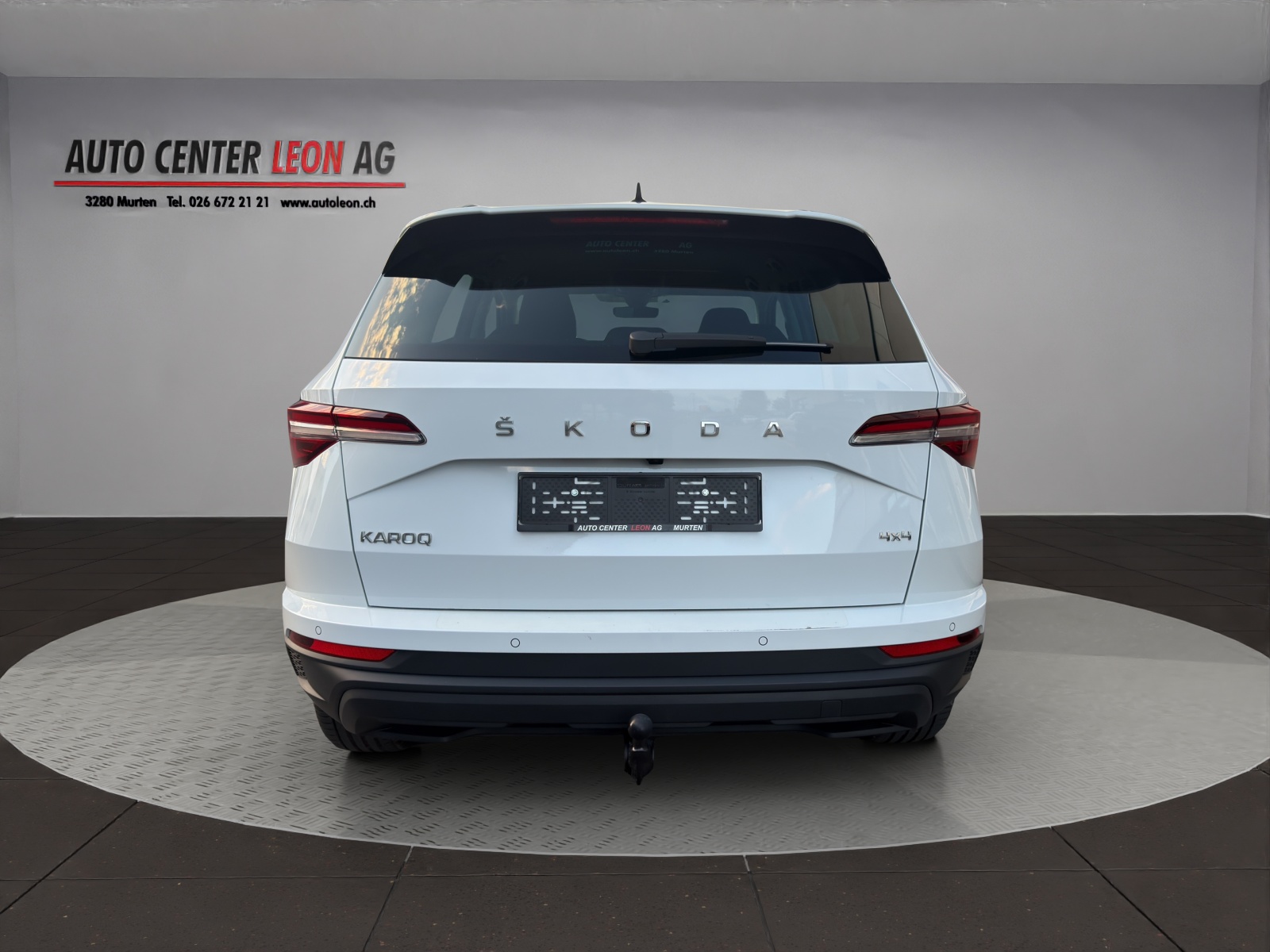 SKODA Karoq 2.0 TDI CR Style 4x4 DSG-image-4