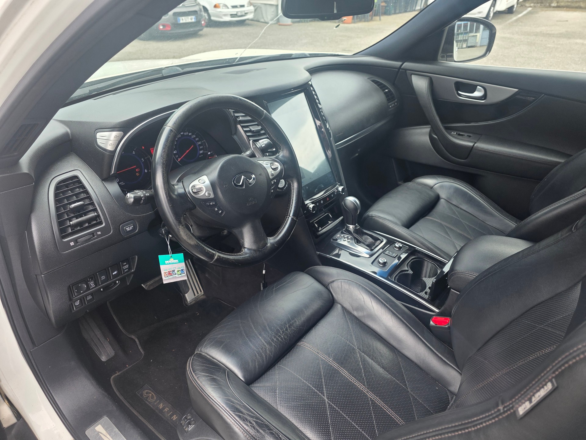INFINITI FX30d S Premium AWD Automatic-image-7