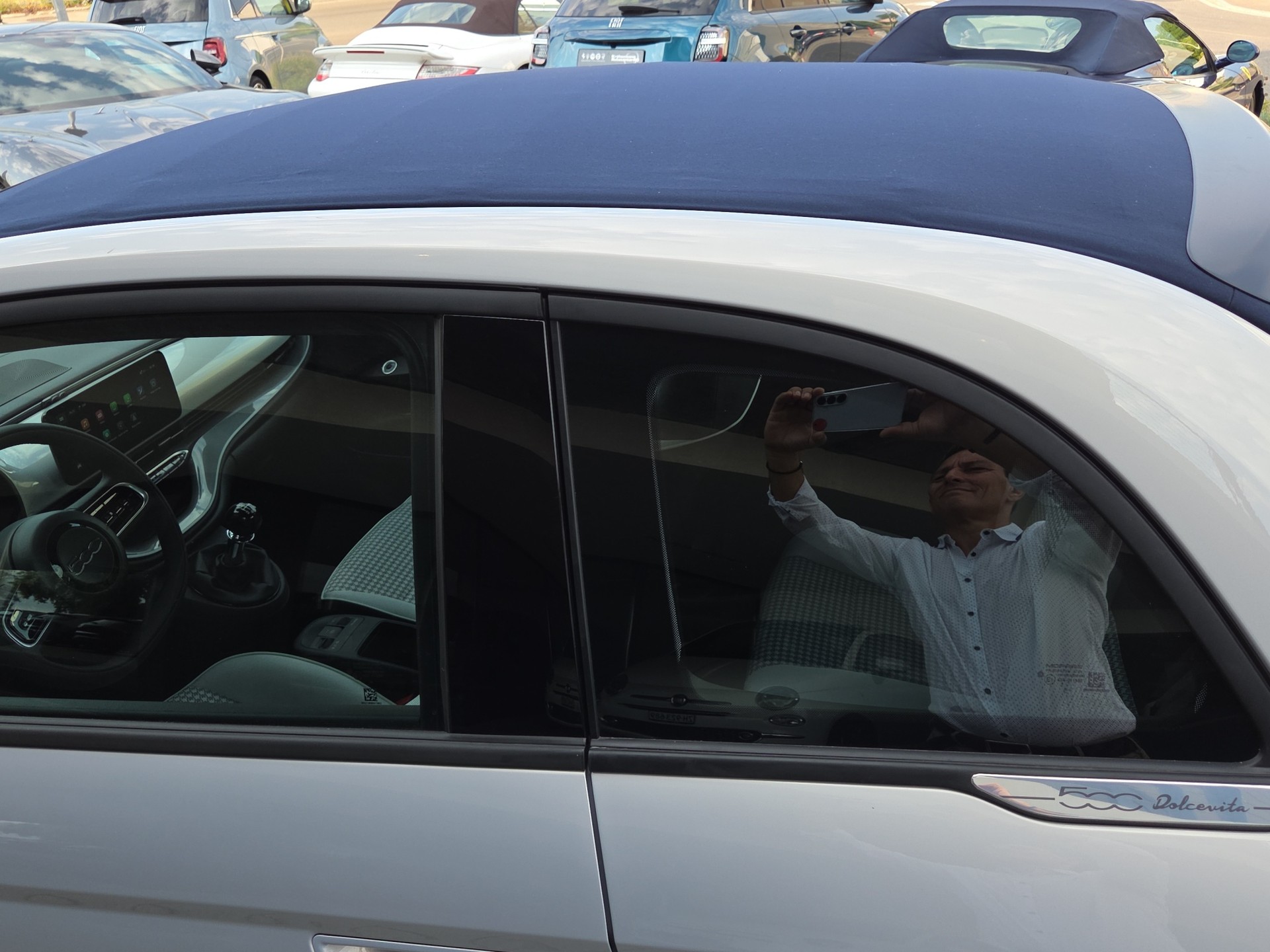 FIAT 500 Cabrio 1.0 Hybrid Dolce Vita-image-13