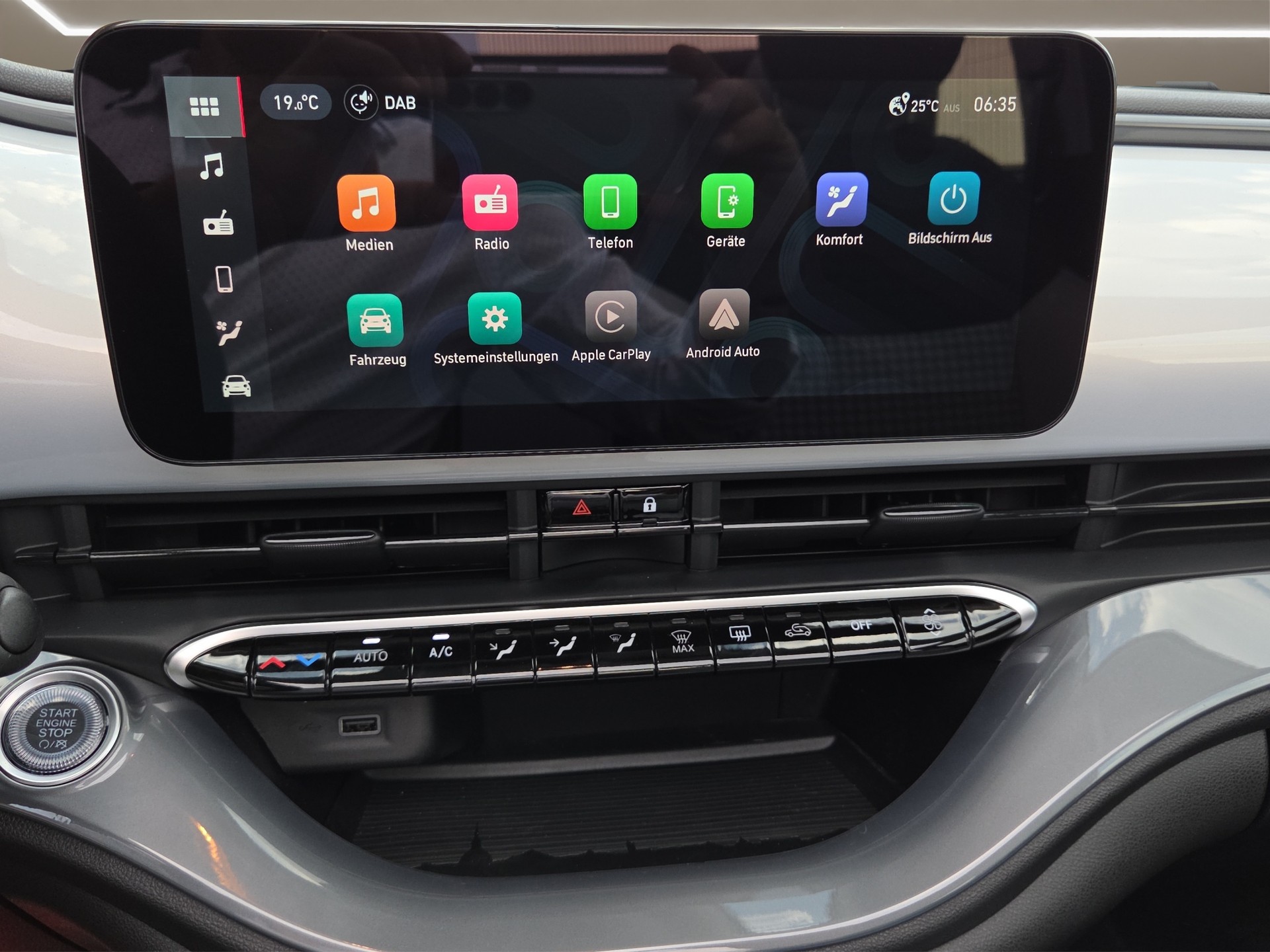 FIAT 500 Cabrio 1.0 Hybrid Dolce Vita-image-9