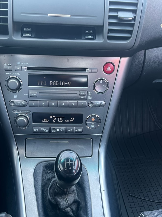 SUBARU Legacy 2.0i AWD-image-11