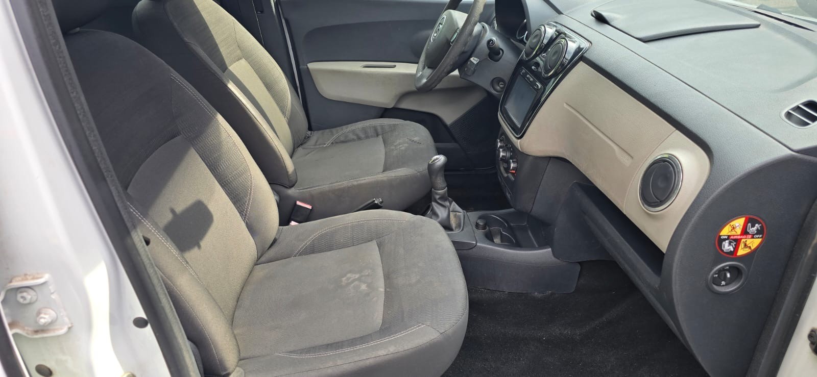 DACIA Lodgy 1.2 Turbo Ambiance 7PL-image-6
