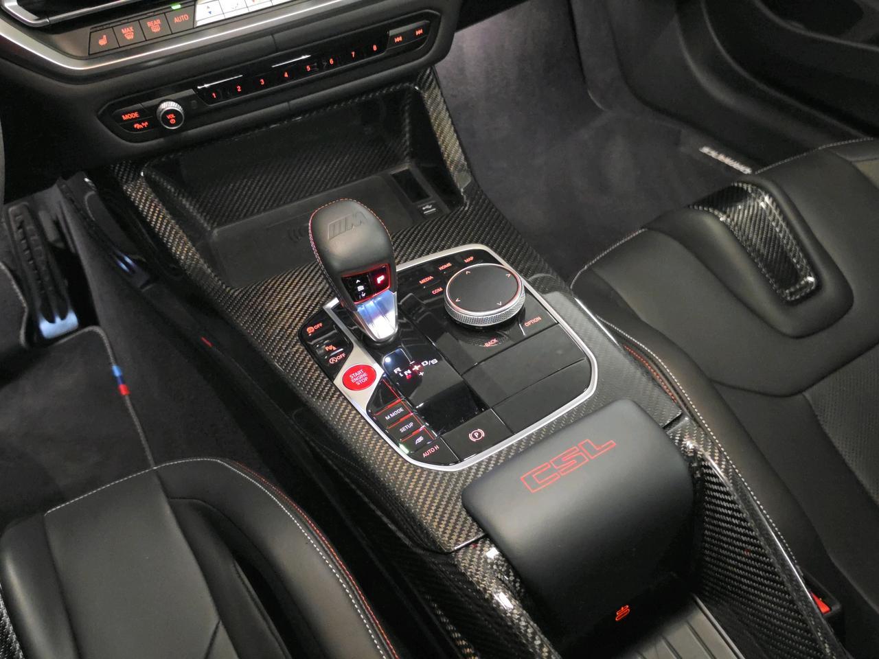 BMW M4 CSL Coupé-image-28