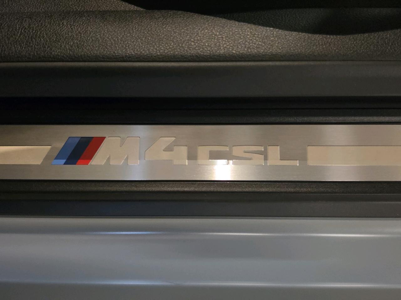 BMW M4 CSL Coupé-image-18