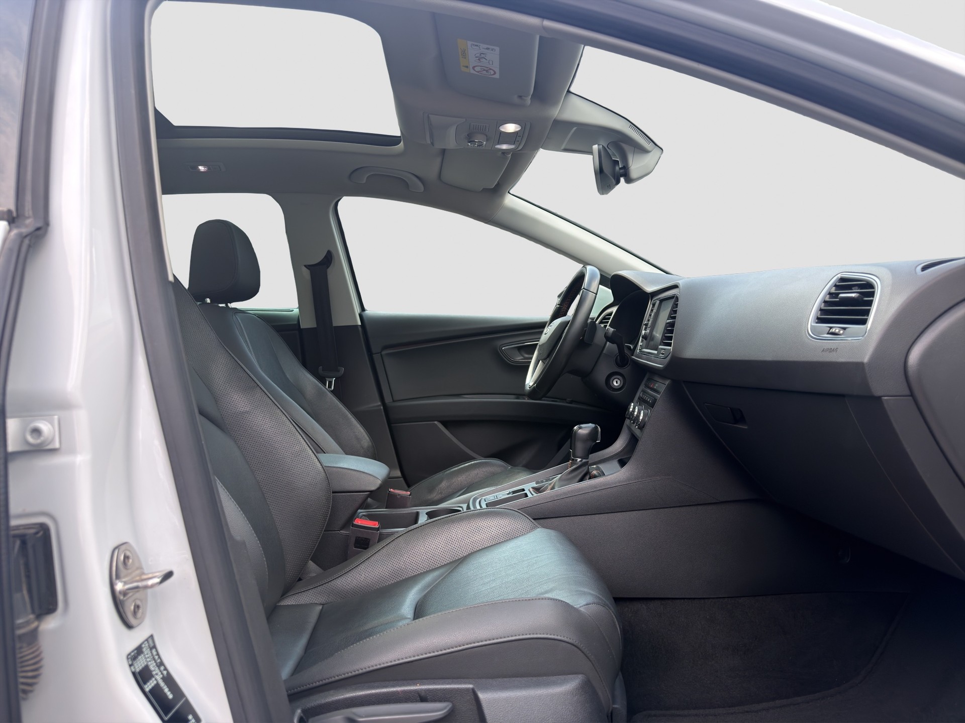 SEAT Leon ST 2.0 TDI CR X-Perience 4Drive DSG-image-11