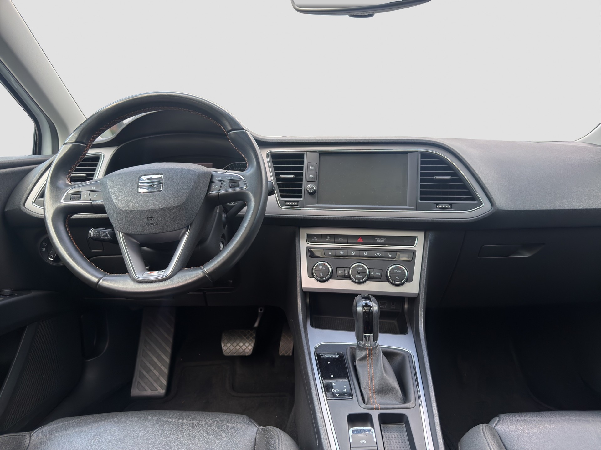 SEAT Leon ST 2.0 TDI CR X-Perience 4Drive DSG-image-14