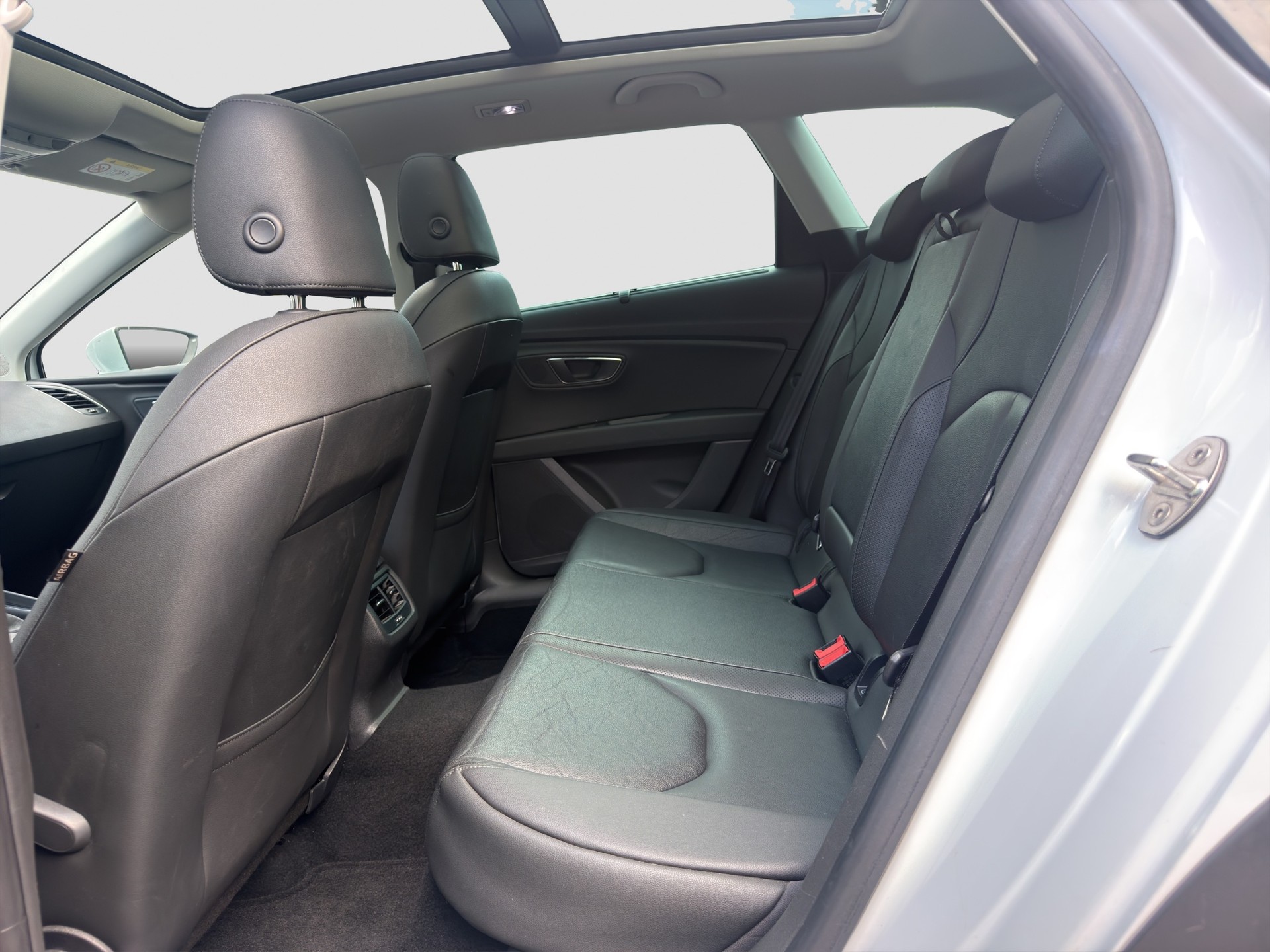 SEAT Leon ST 2.0 TDI CR X-Perience 4Drive DSG-image-12