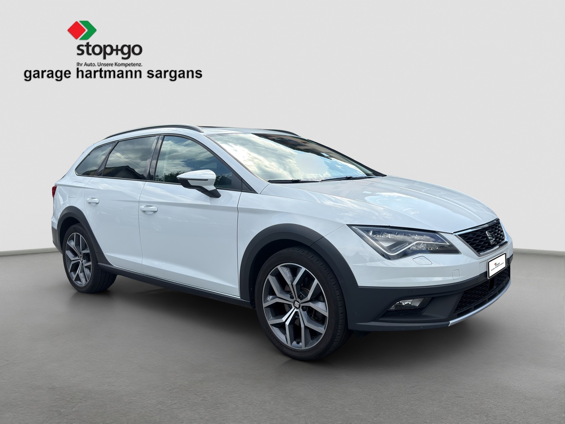 SEAT Leon ST 2.0 TDI CR X-Perience 4Drive DSG-image-0