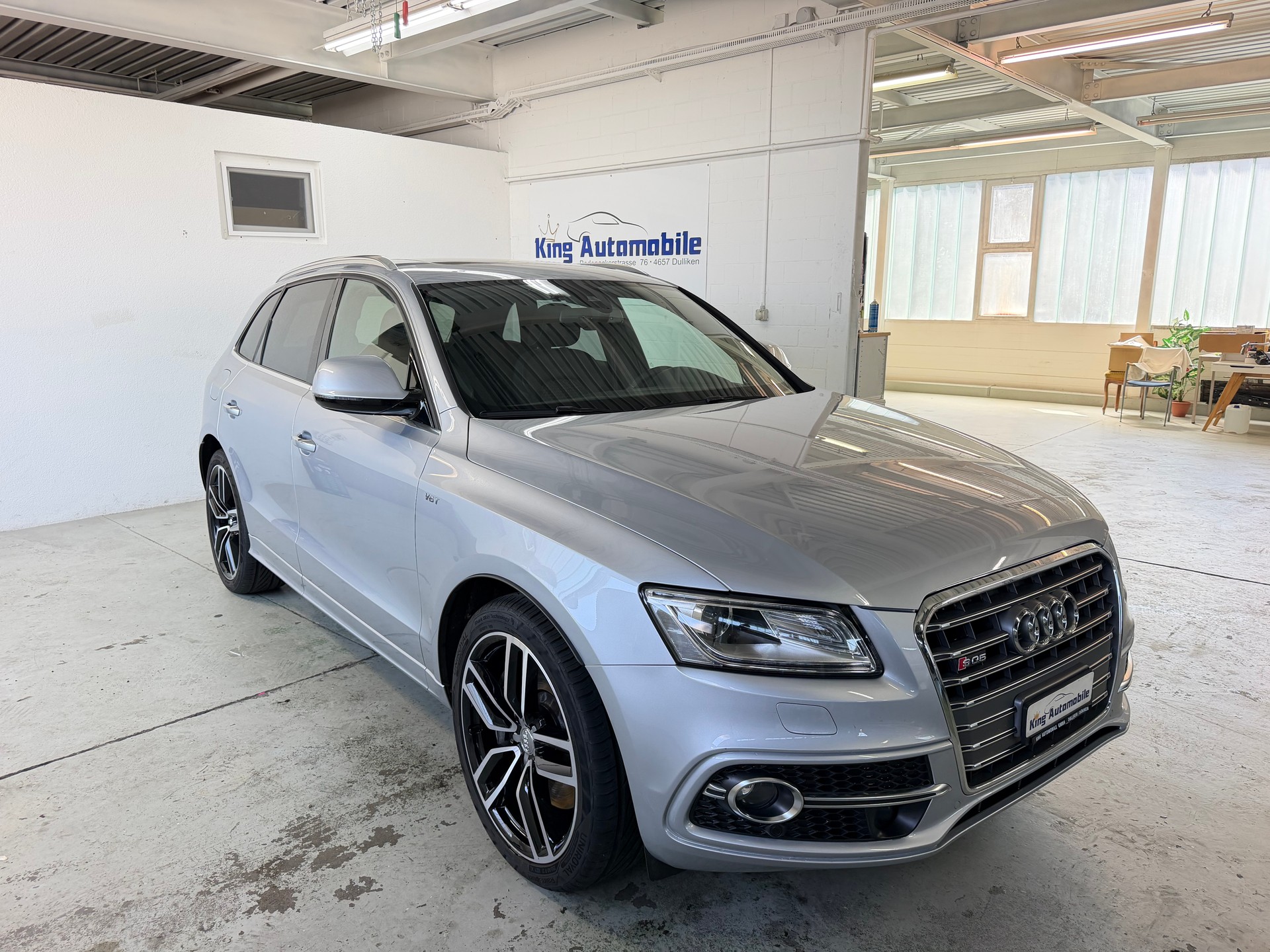 AUDI SQ5 3.0 TDI plus quattro tiptronic | CH-Auto | Ab MFK 01.2026 | Pano Dach | RF-Kamera-image-3