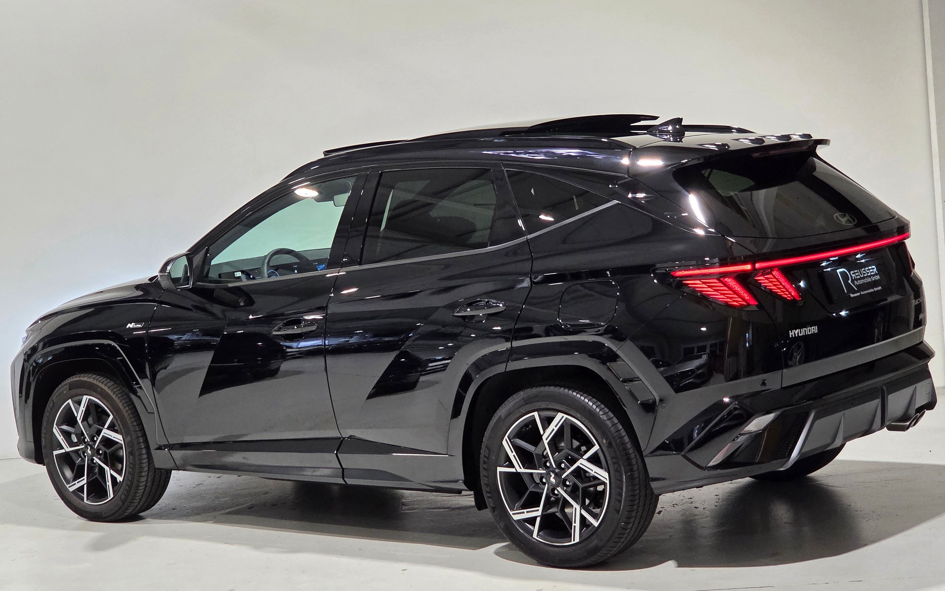 HYUNDAI Tucson 1.6 TGDI PHEV N-Line LUX Pack 4WD-image-2