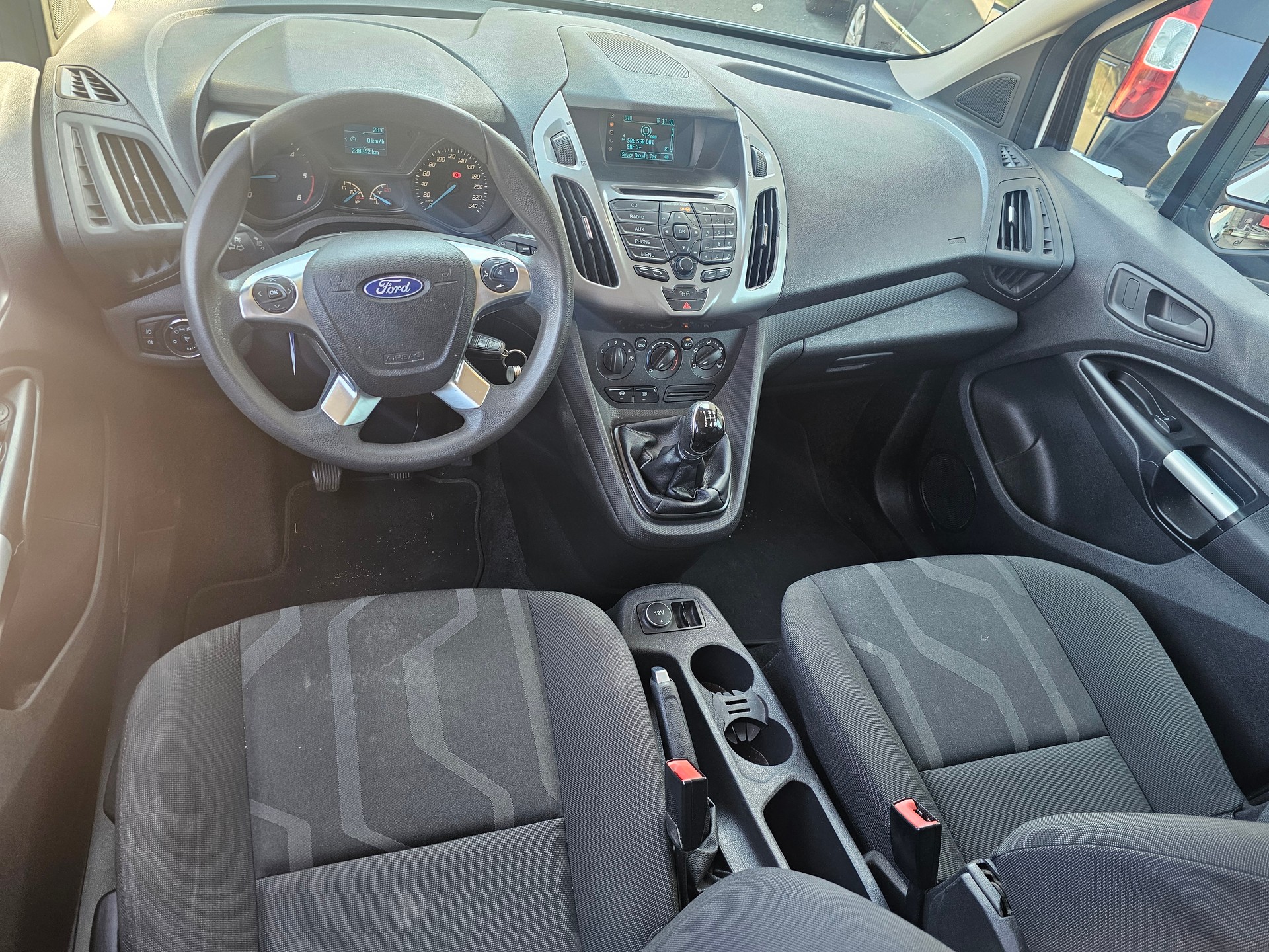 FORD Tourneo Connect 1.5 TDCi Ambiente-image-3