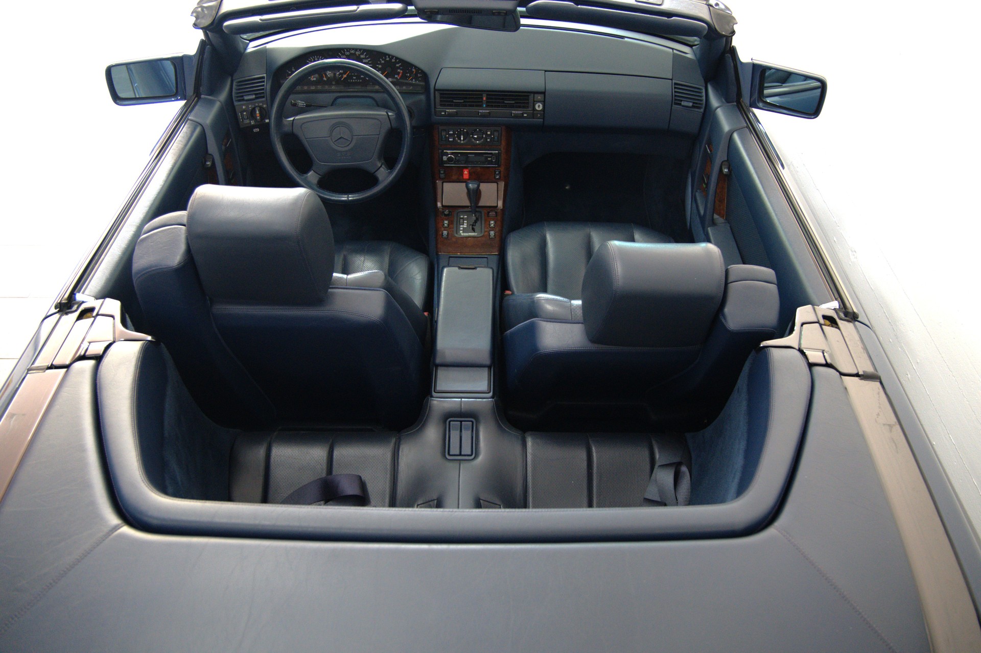 MERCEDES-BENZ SL 300-image-7