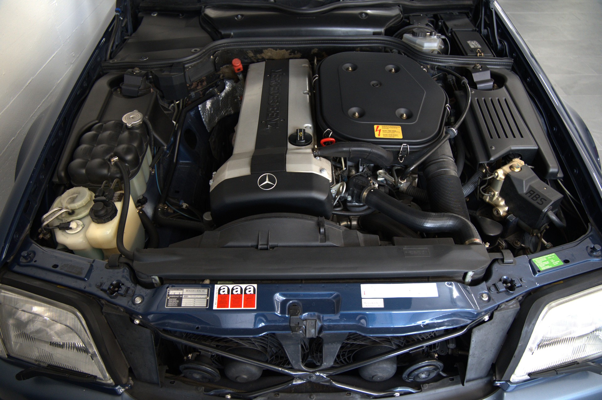 MERCEDES-BENZ SL 300-image-3
