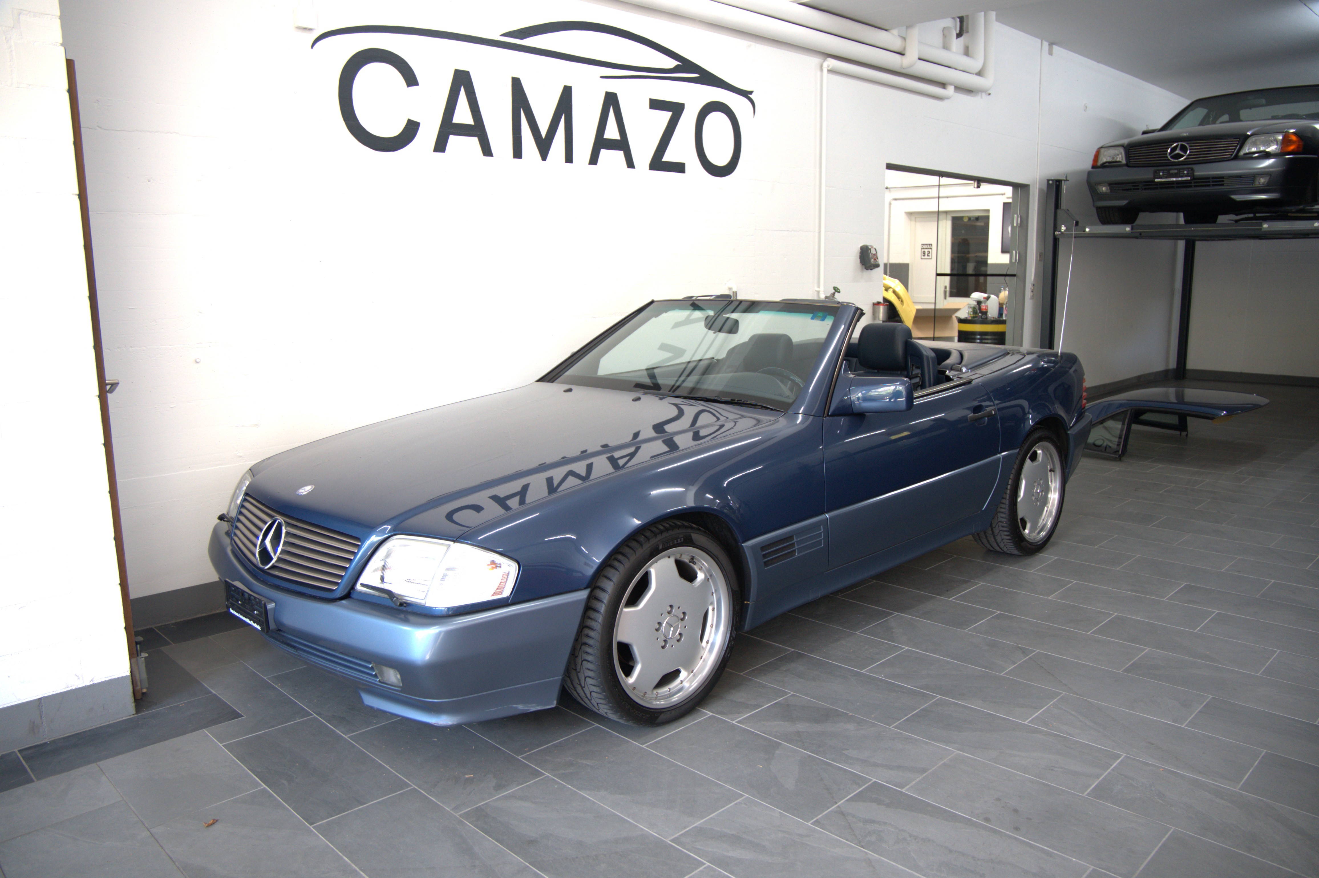 Car photo