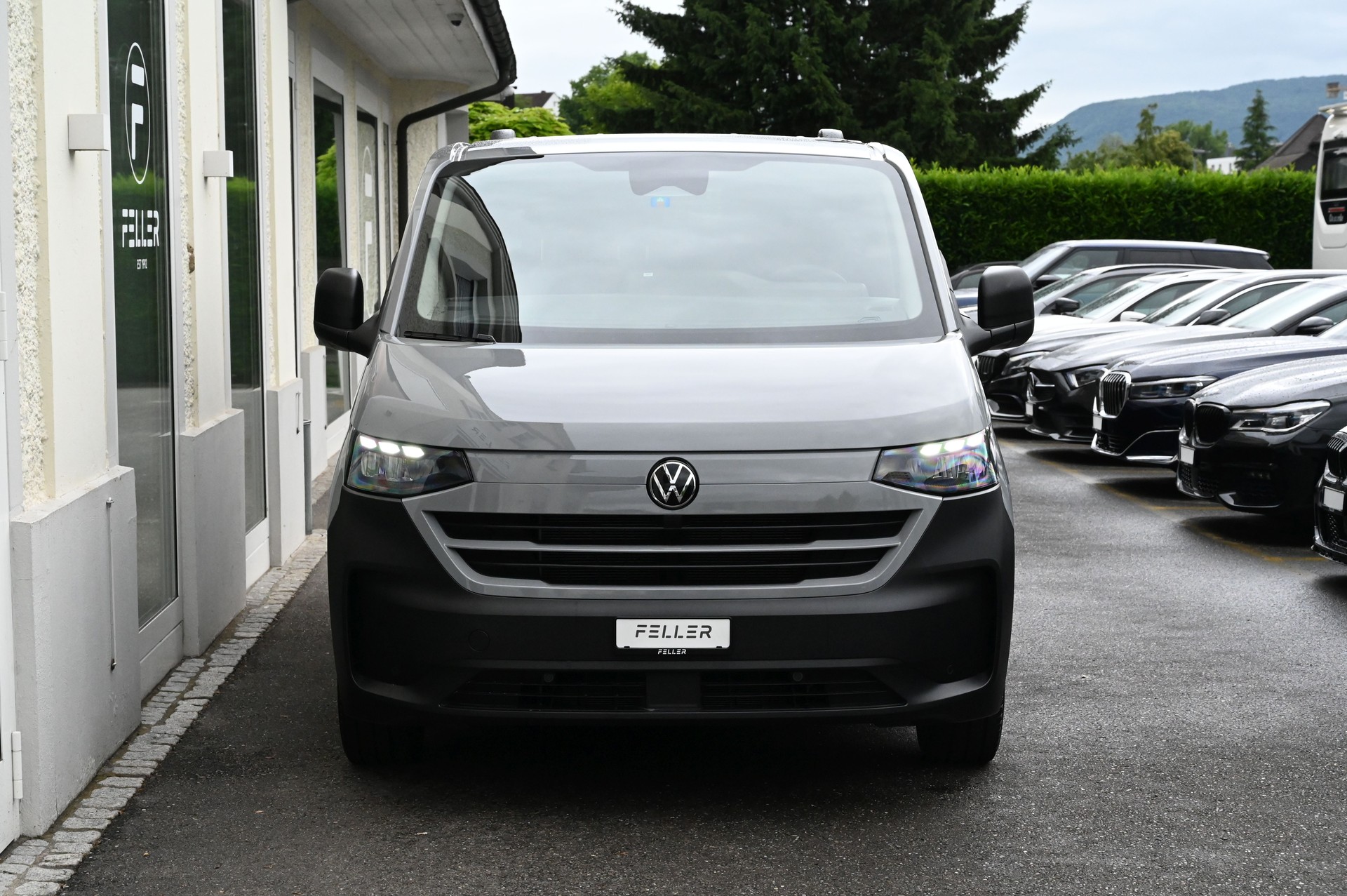 VW Transporter 2.0 TDI 4Motion Automat-image-1
