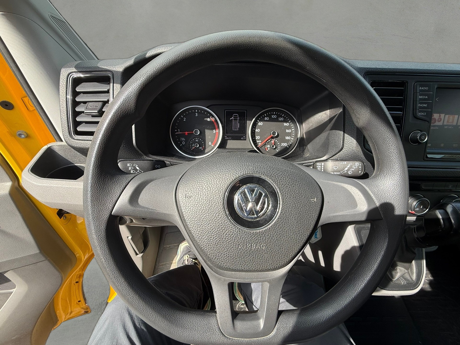 VW Crafter 35 2.0 TDI Entry L3 A-image-18