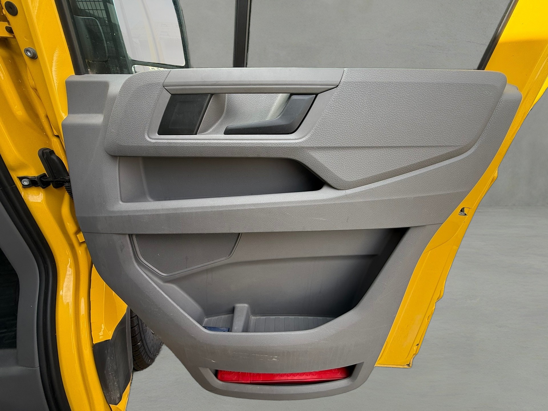 VW Crafter 35 2.0 TDI Entry L3 A-image-22