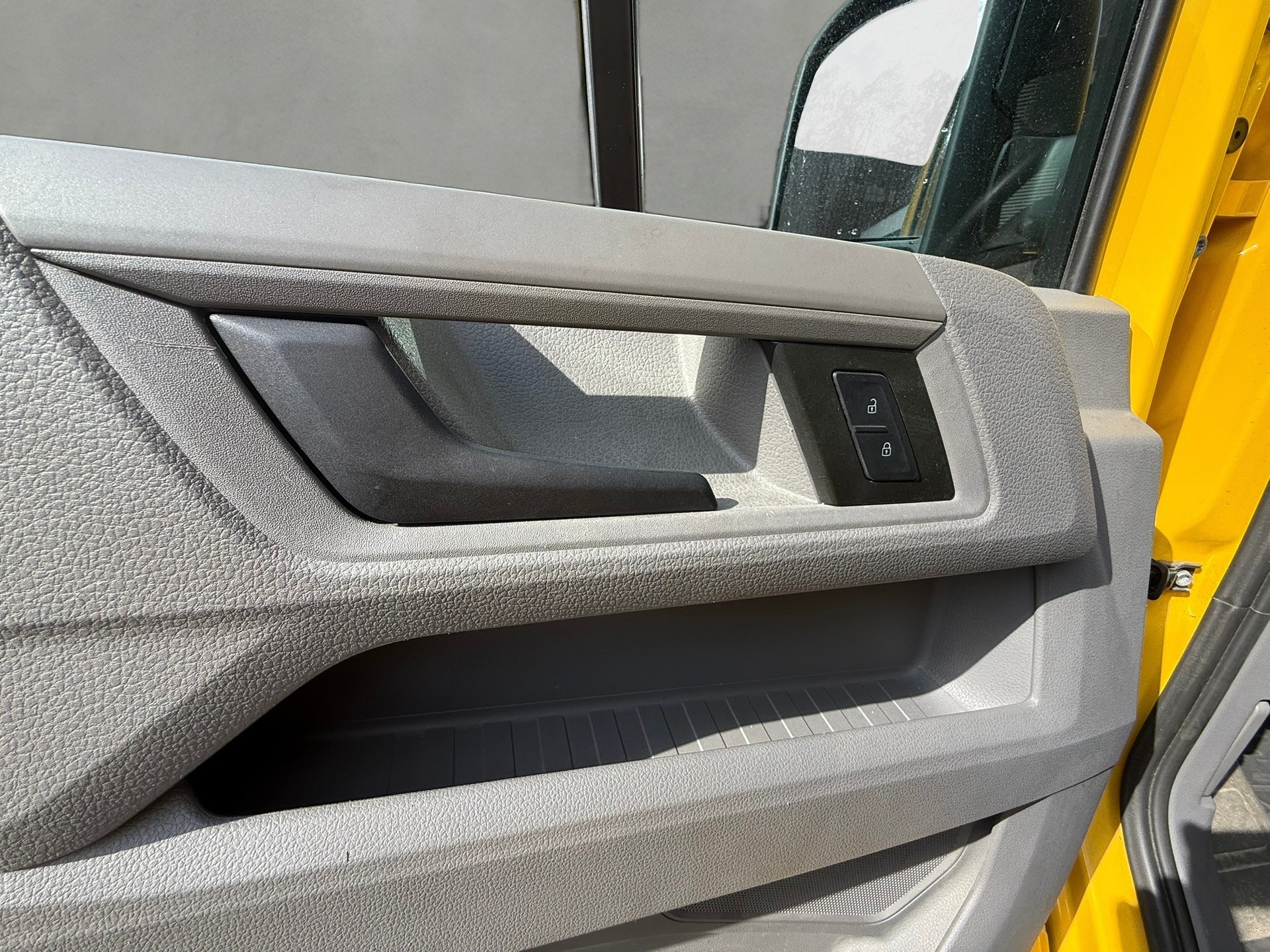 VW Crafter 35 2.0 TDI Entry L3 A-image-21
