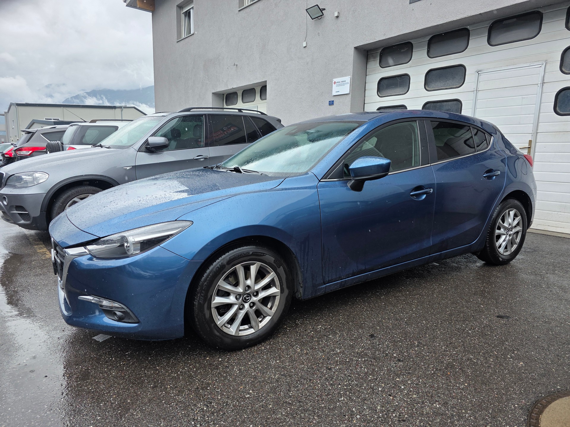 MAZDA 3 SKYACTIV-D 105 Ambition Plus-image-1
