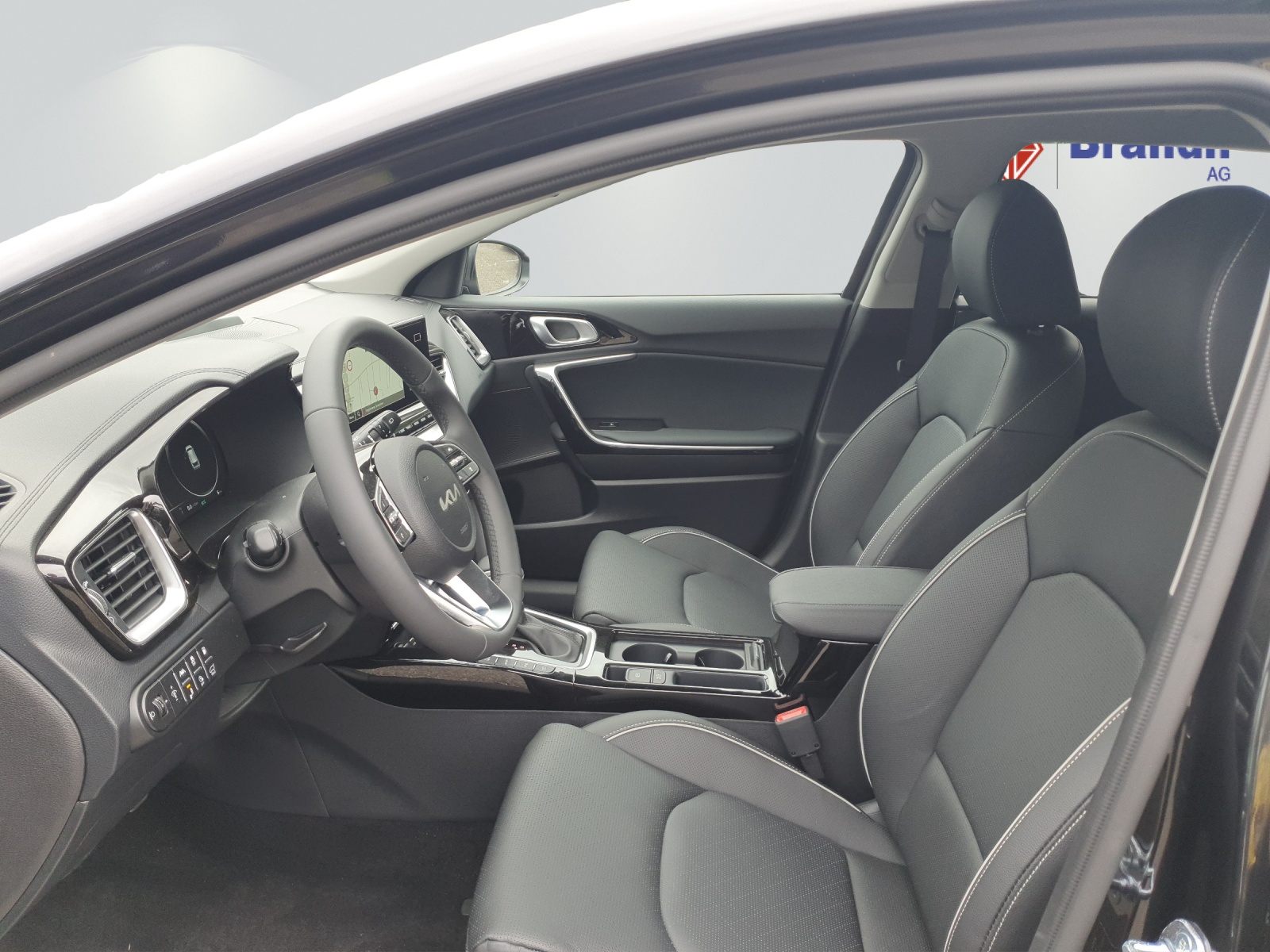 KIA Ceed SW 1.6 GDi Plug-in Hybrid Style-image-7