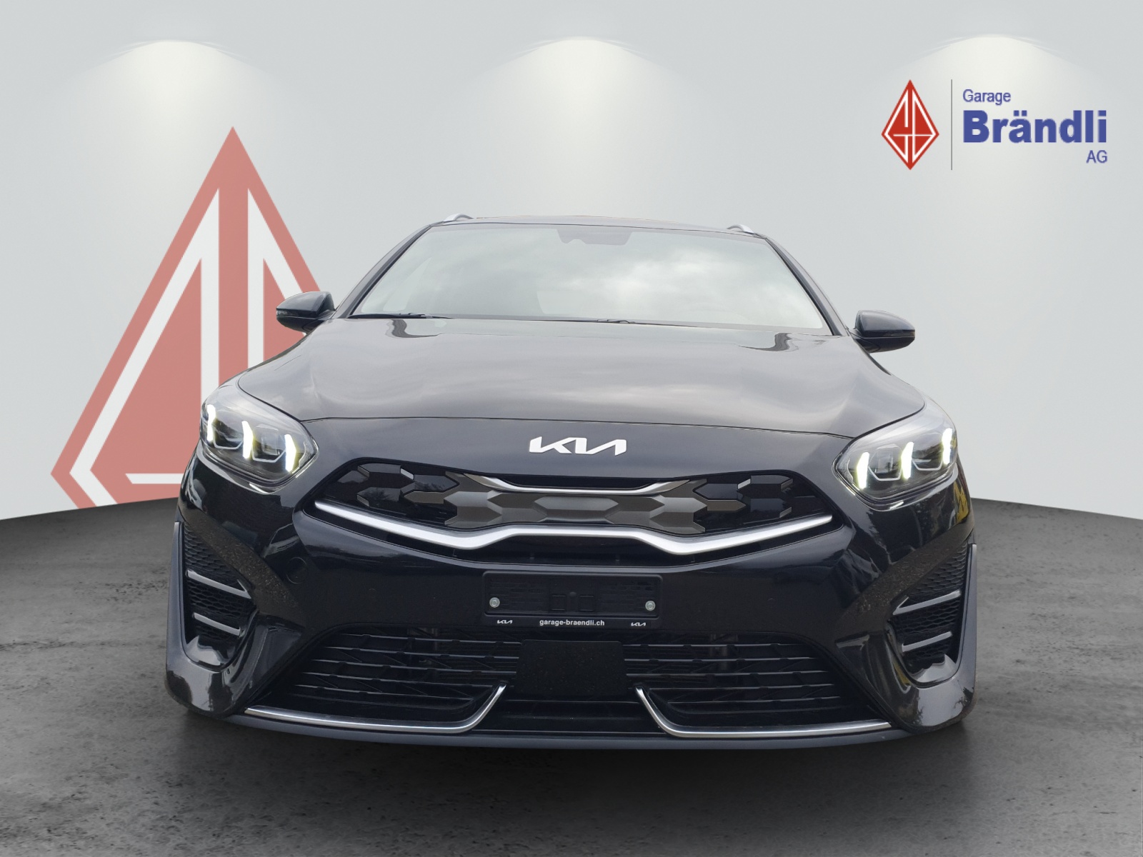 KIA Ceed SW 1.6 GDi Plug-in Hybrid Style-showroom-element-1