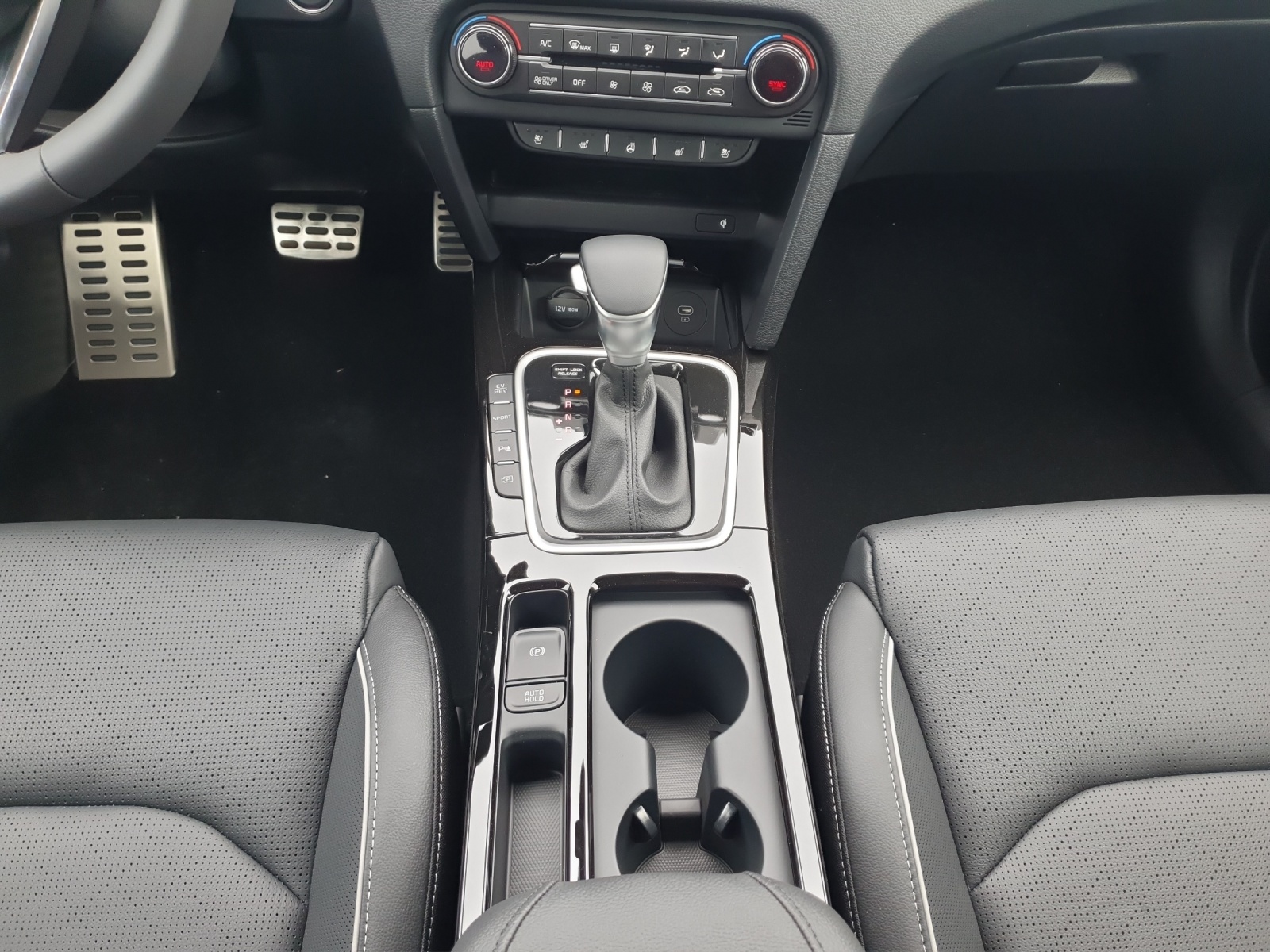 KIA Ceed SW 1.6 GDi Plug-in Hybrid Style-image-14