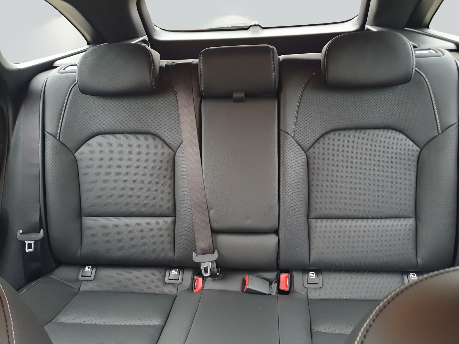 KIA Ceed SW 1.6 GDi Plug-in Hybrid Style-image-8
