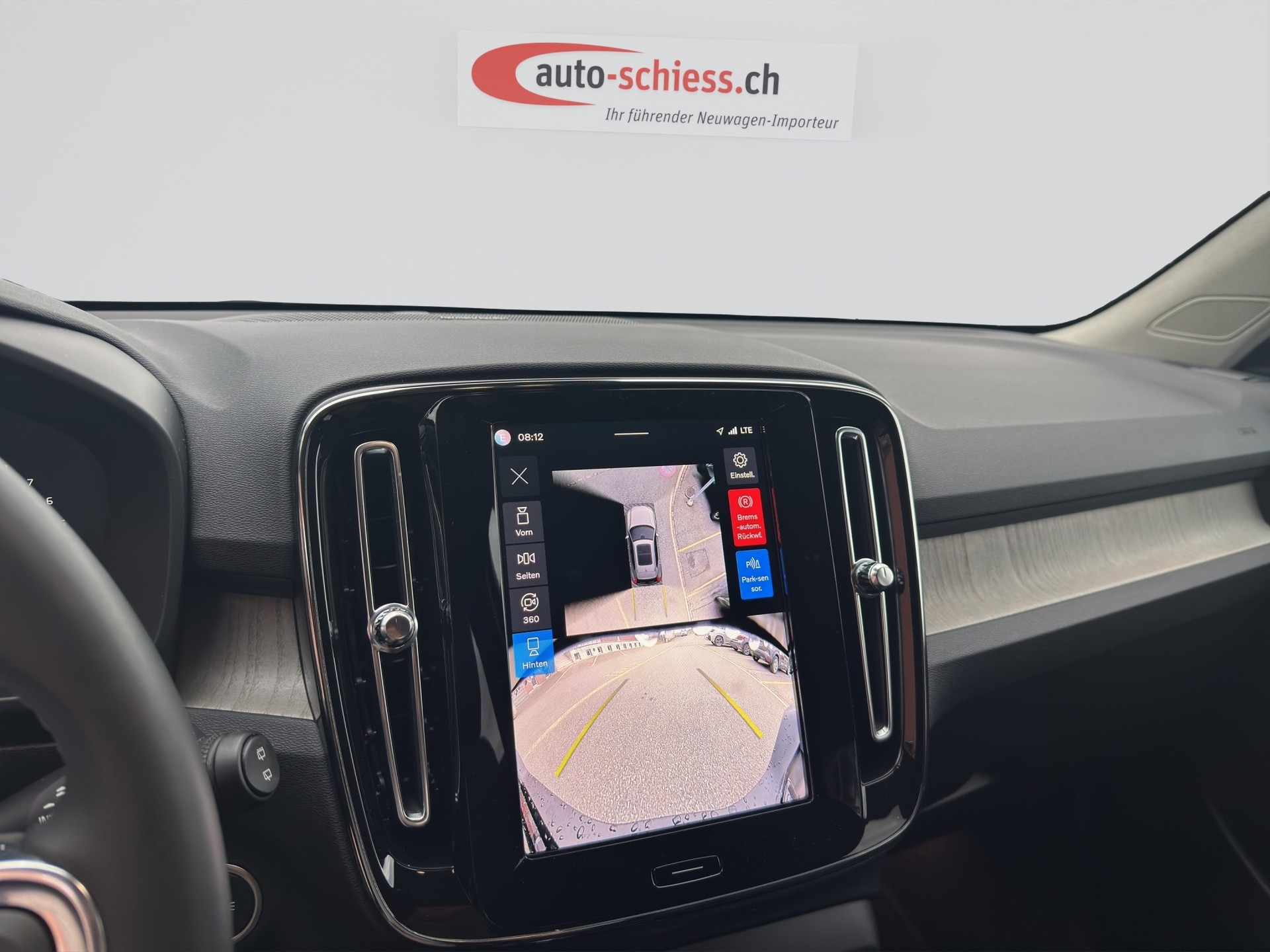 VOLVO XC40 B4 Benzin Mild Hybrid Plus Dark DCT-image-13
