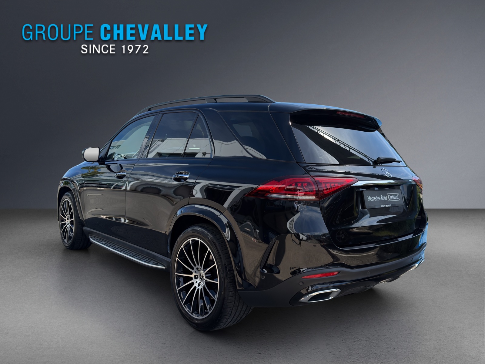 MERCEDES-BENZ GLE 450 4Matic 9G-Tronic-showroom-element-3