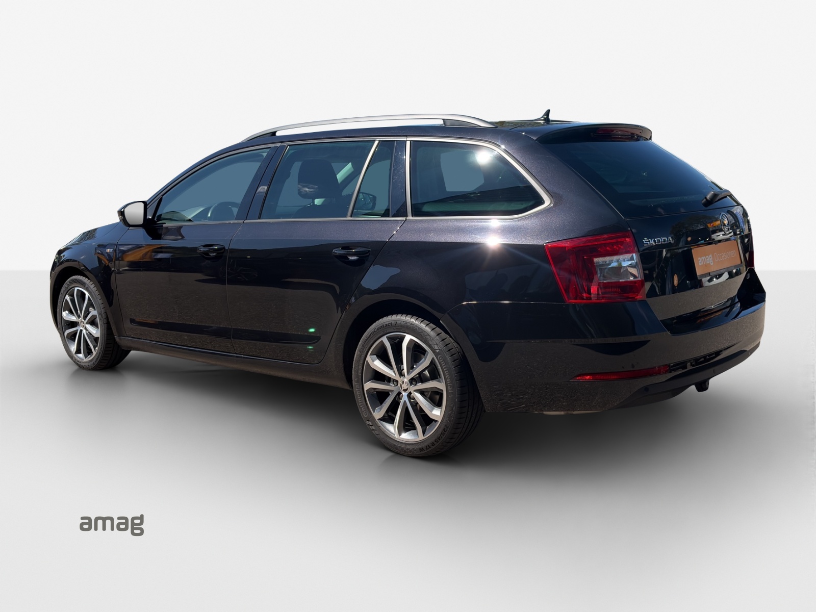 SKODA Octavia Combi 2.0 TSI Soleil 4x4 DSG-image-2