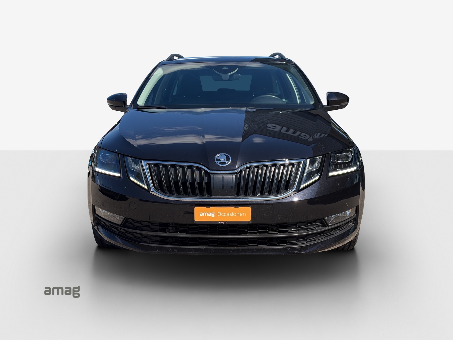 SKODA Octavia Combi 2.0 TSI Soleil 4x4 DSG-image-6