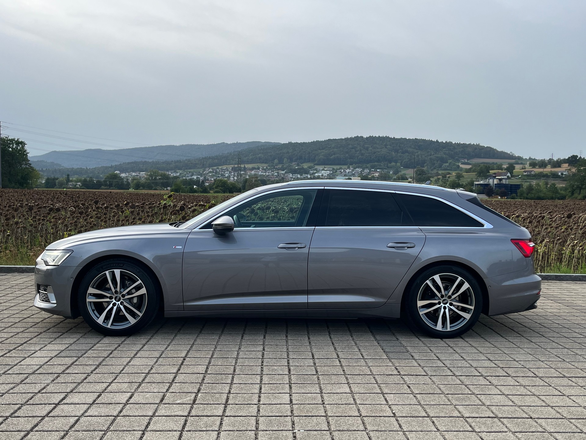 AUDI AUDI A6 Avant 40 TDI S line quattro S-tronic-image-1