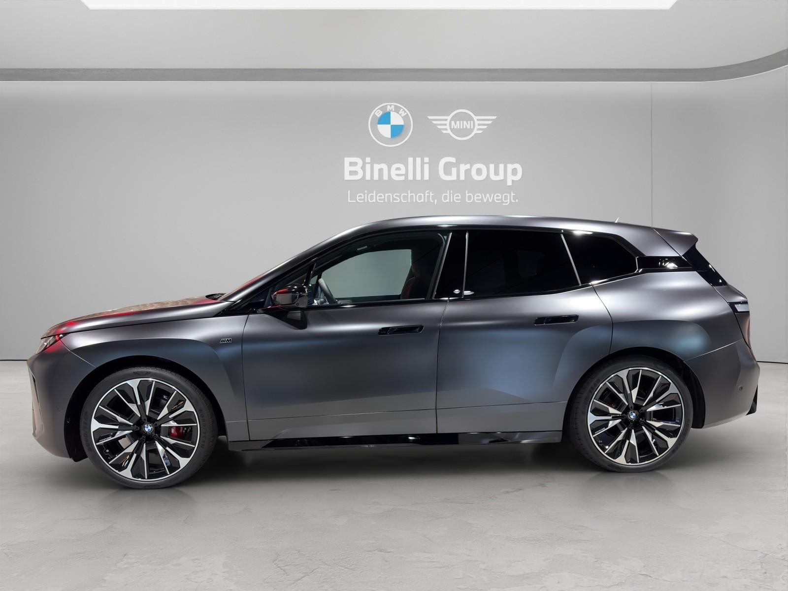 BMW iX M70-image-2