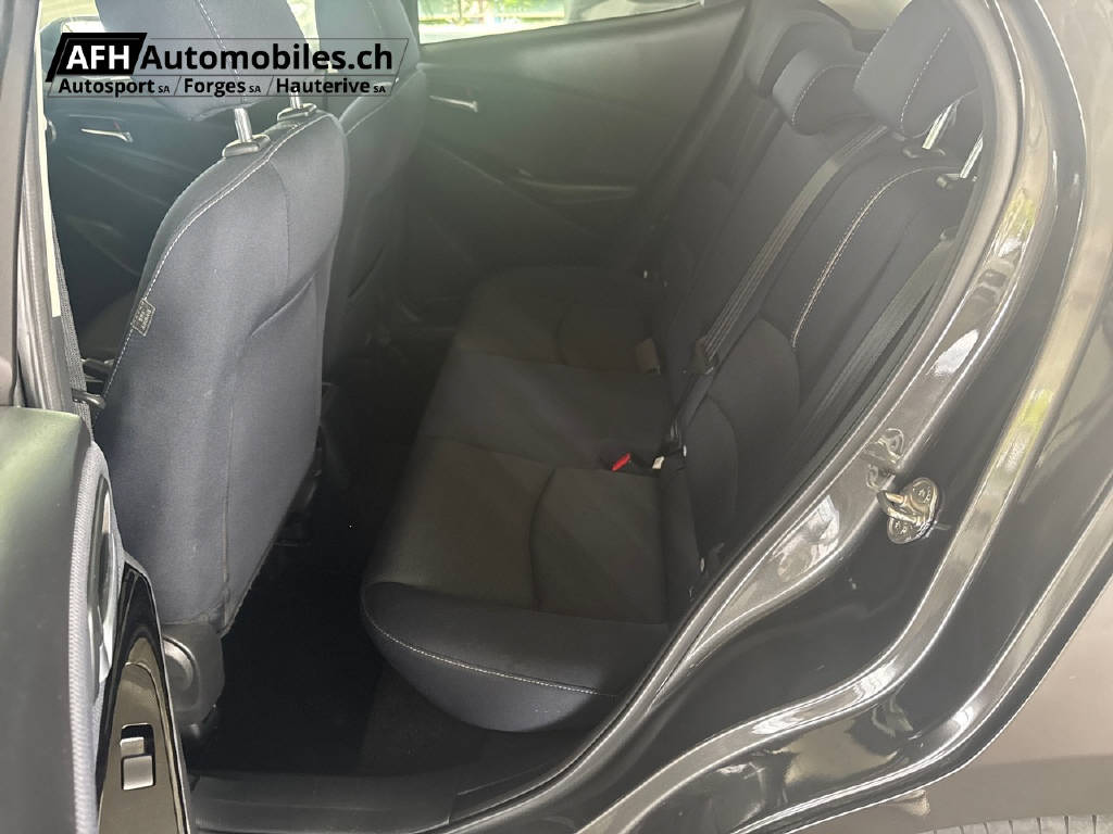 MAZDA 2 1.5 90 Revolution-image-13